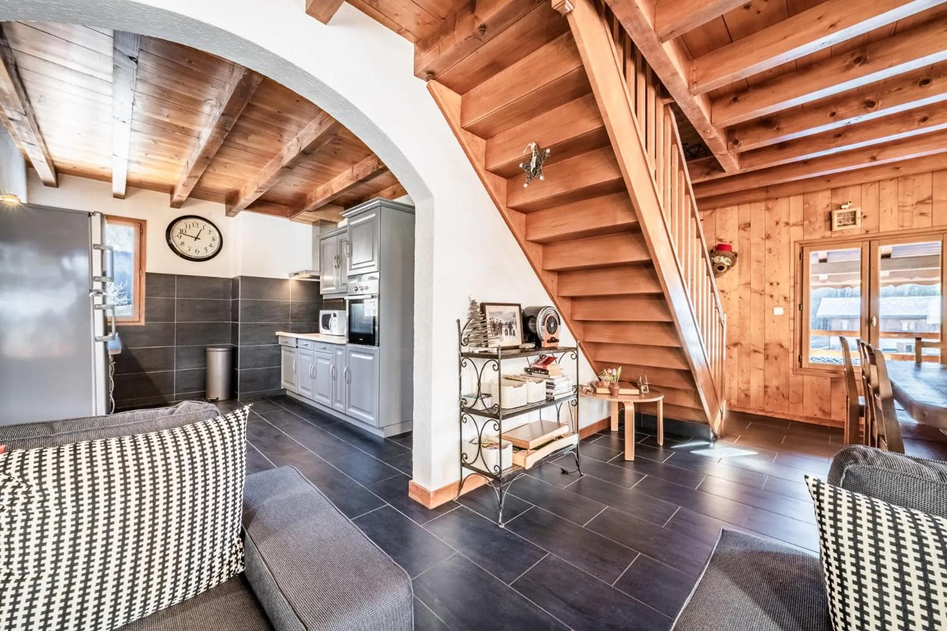 MAISON ROSE 3