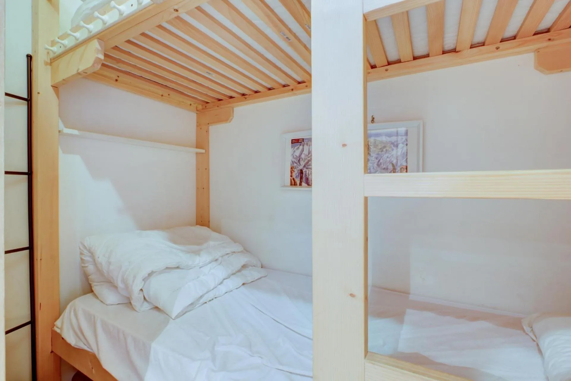bunk bed, Bed in Morzine 1000