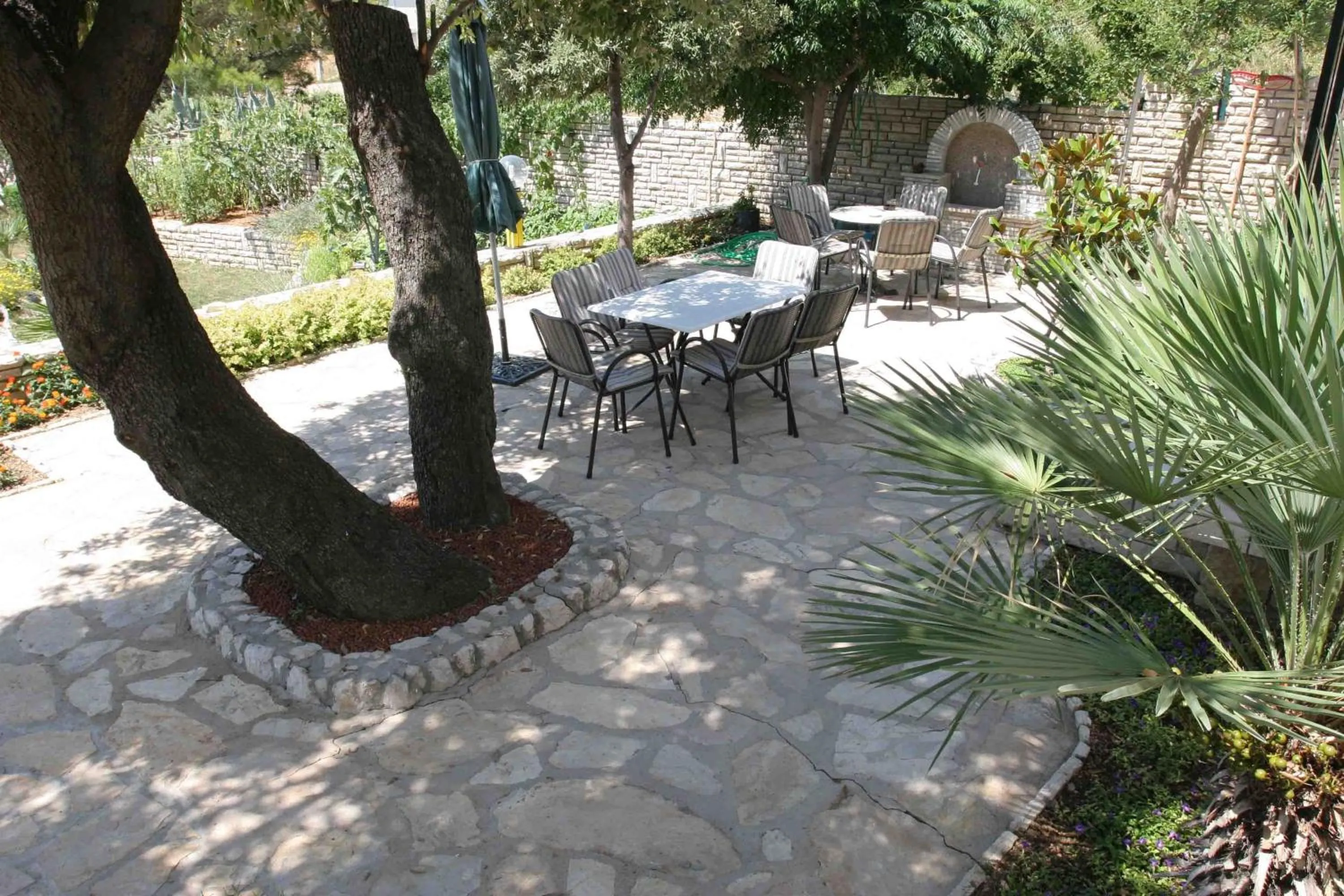 Garden in Apartments Čuljak Rab