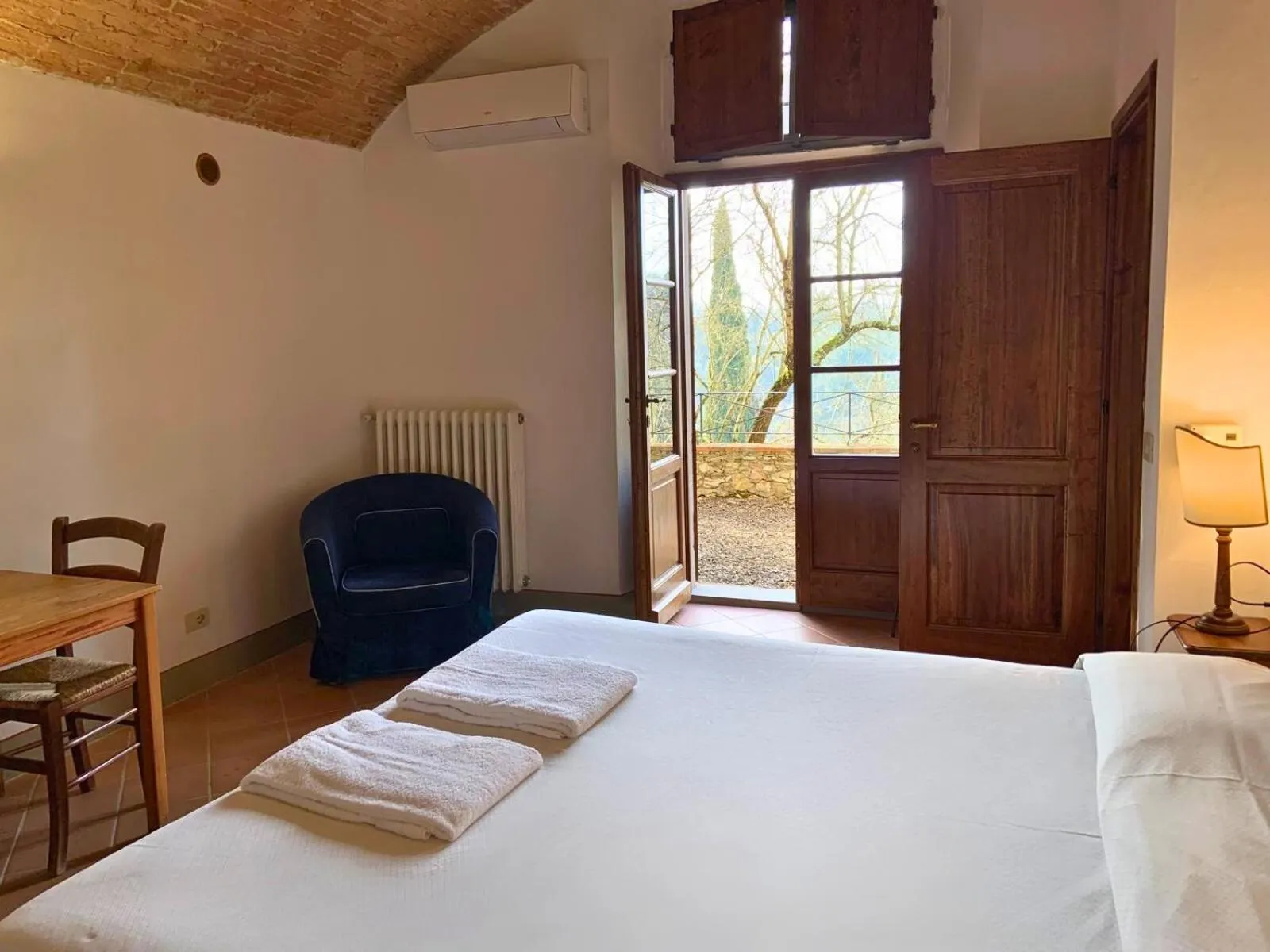 Bedroom, Bed in Borgo Bottaia