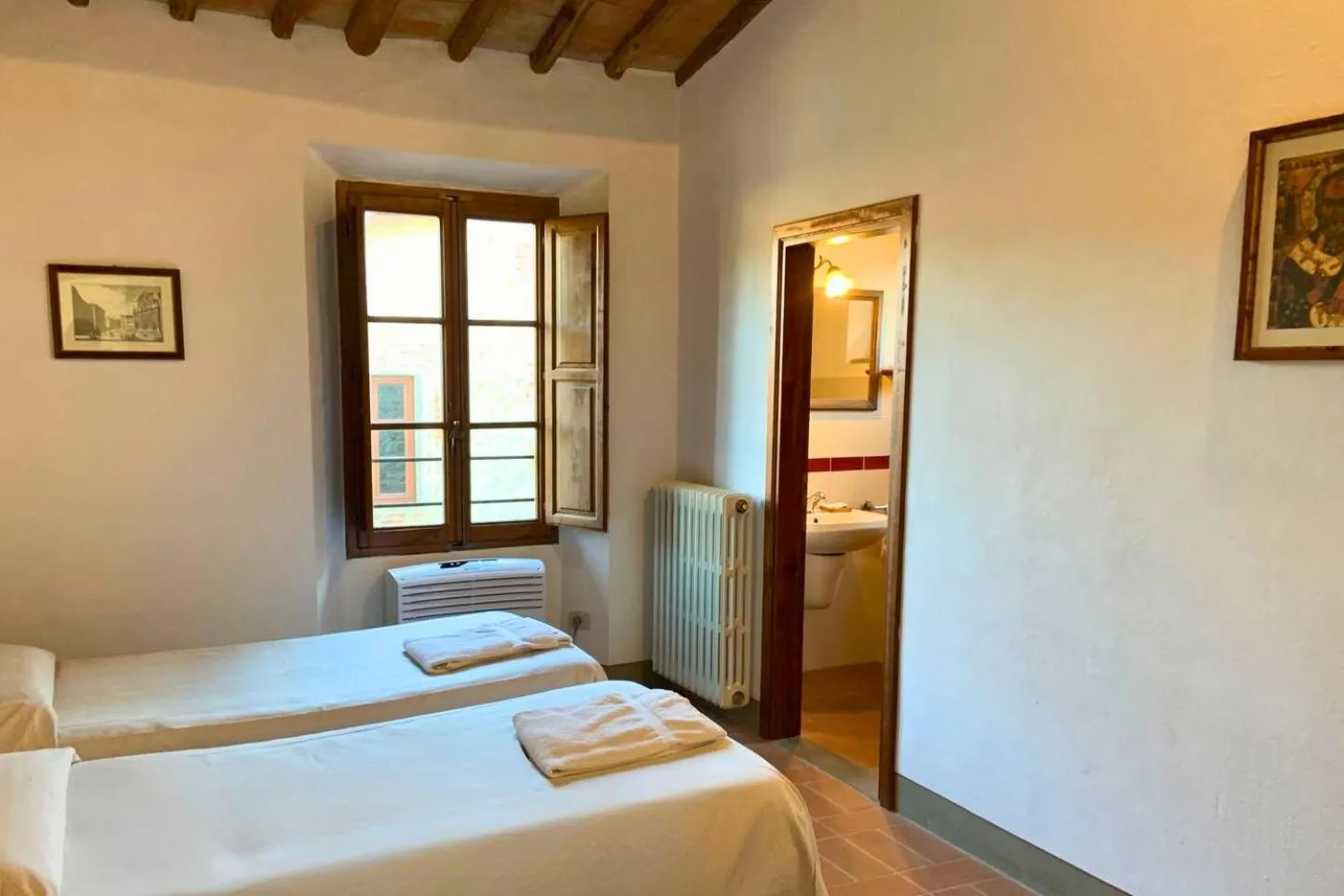 Bedroom, Bed in Borgo Bottaia