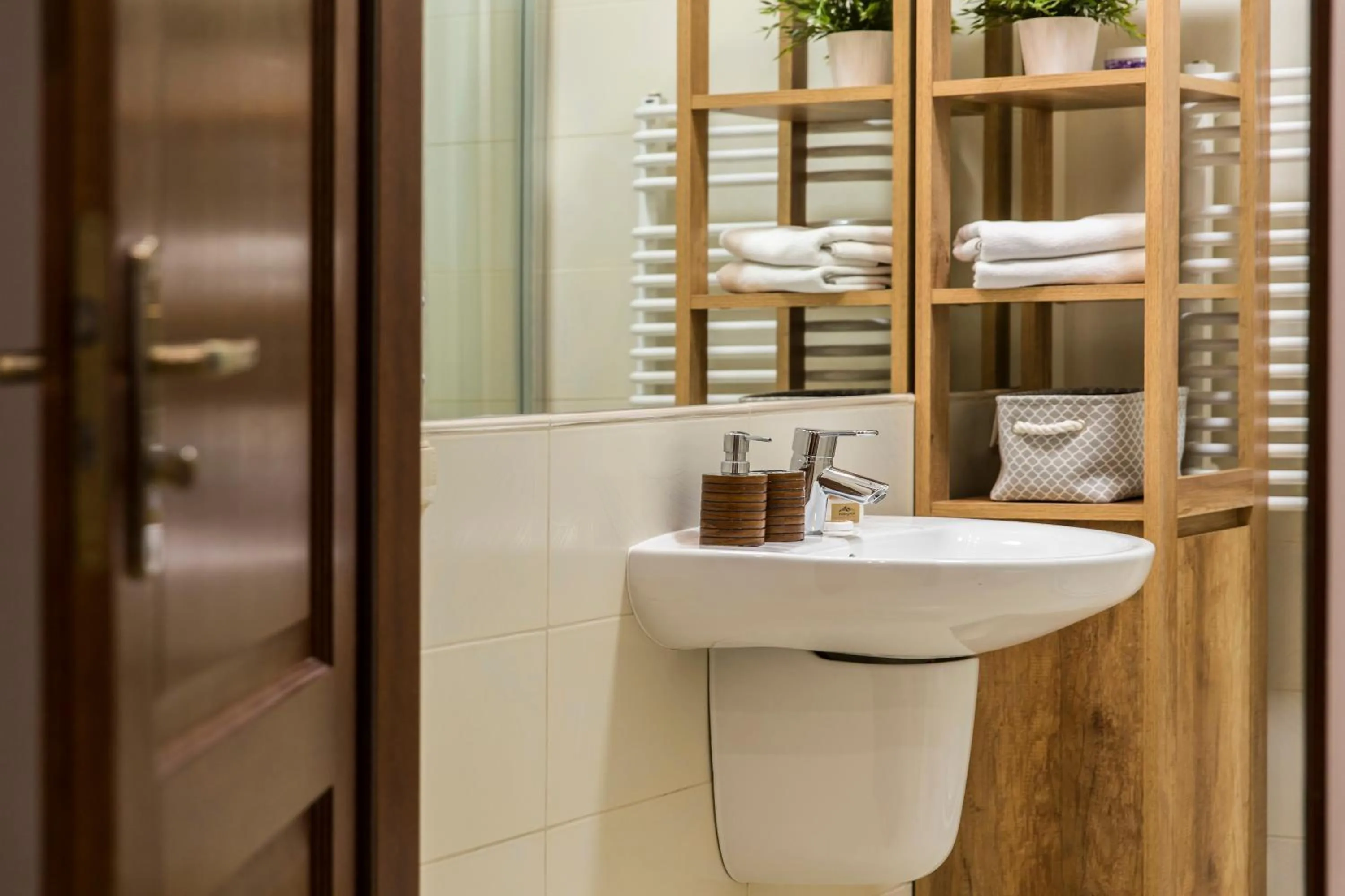 Bathroom in TatryTOP Radowid basen sauna