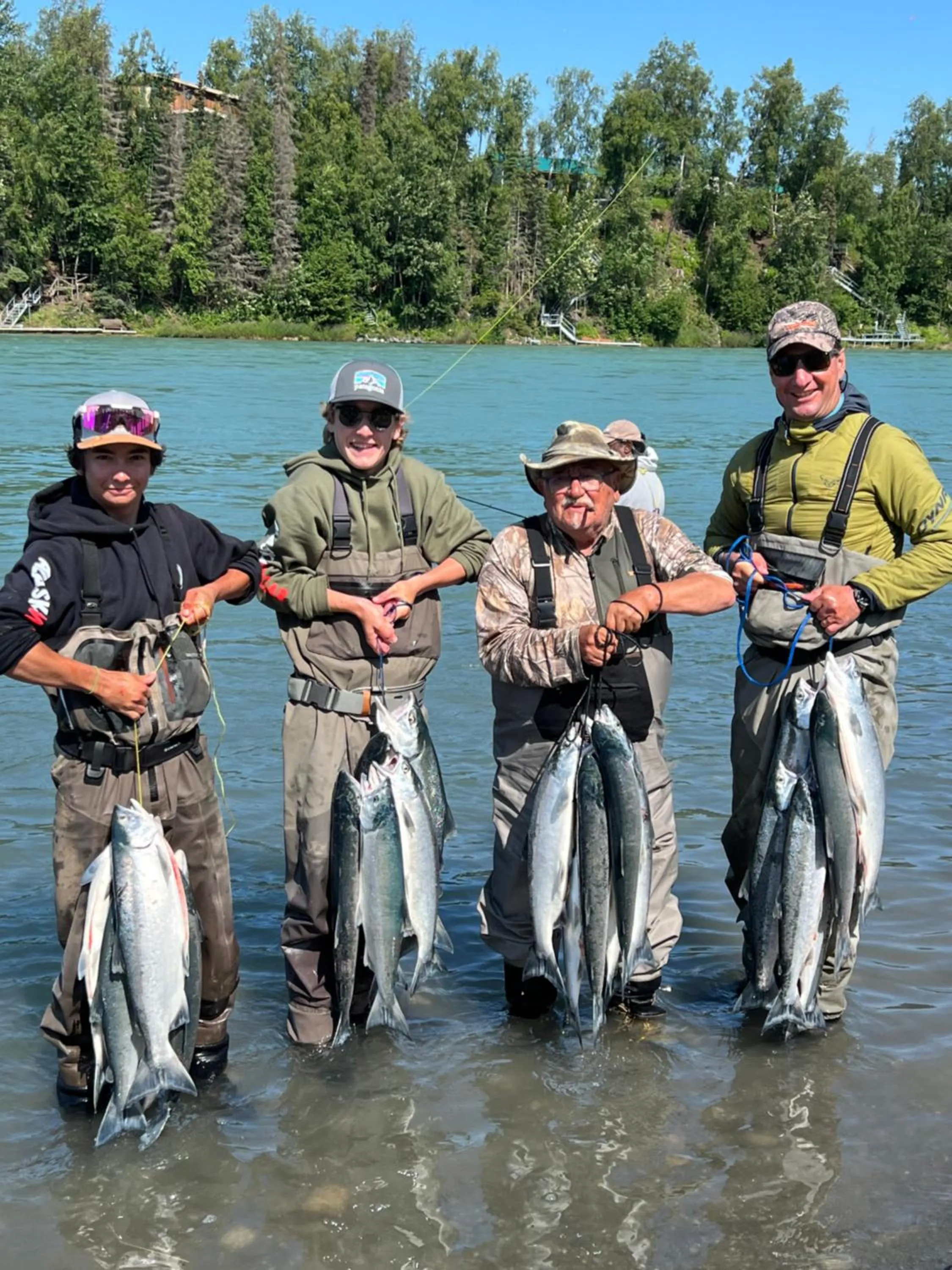 People in Hotel Spöl Restaurant
