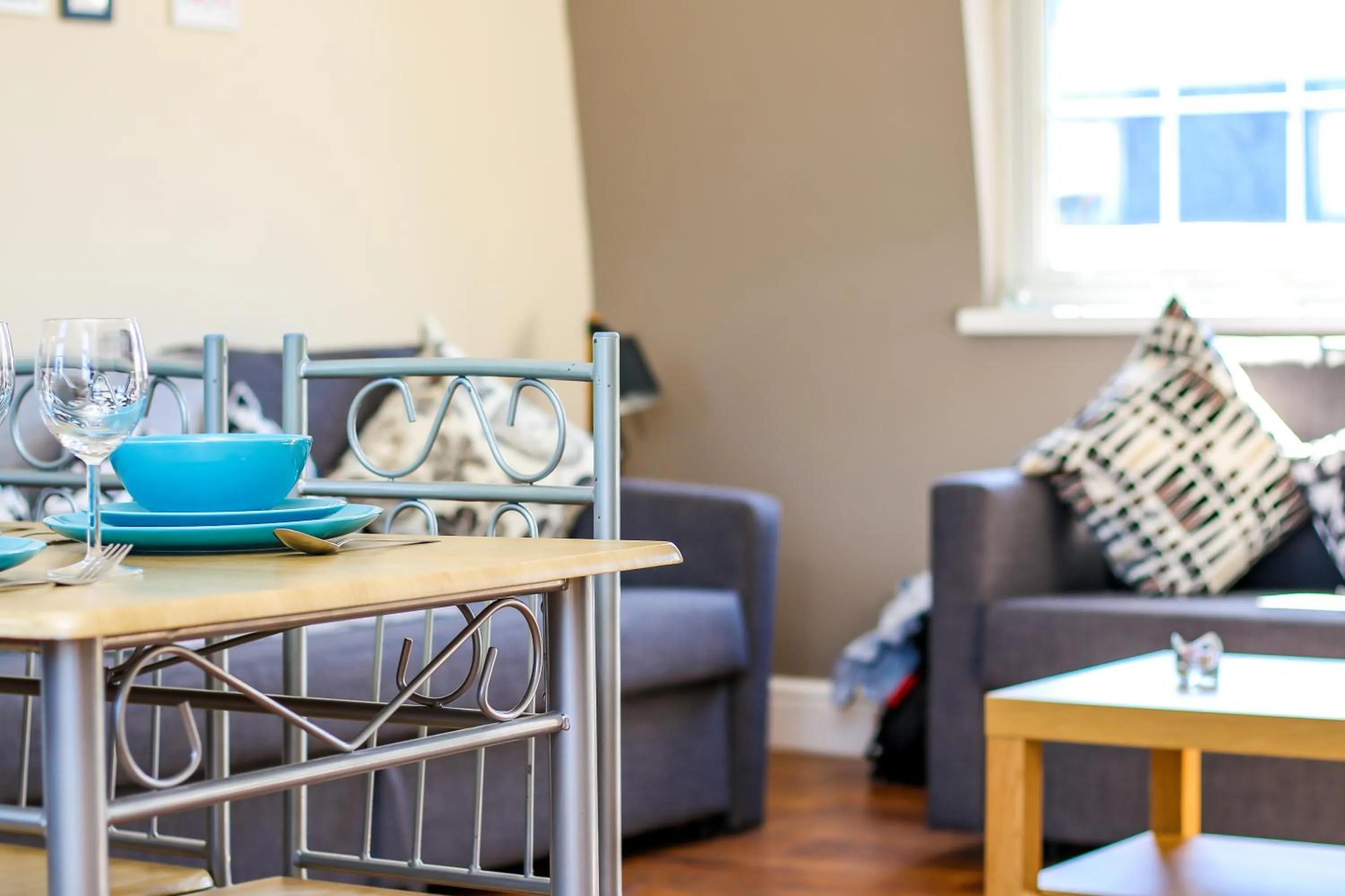 Living room in City view flat @ Liverpool st.