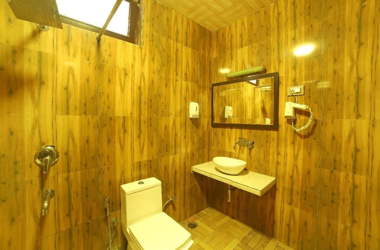 Bathroom in Hill Top Swiss Cottage