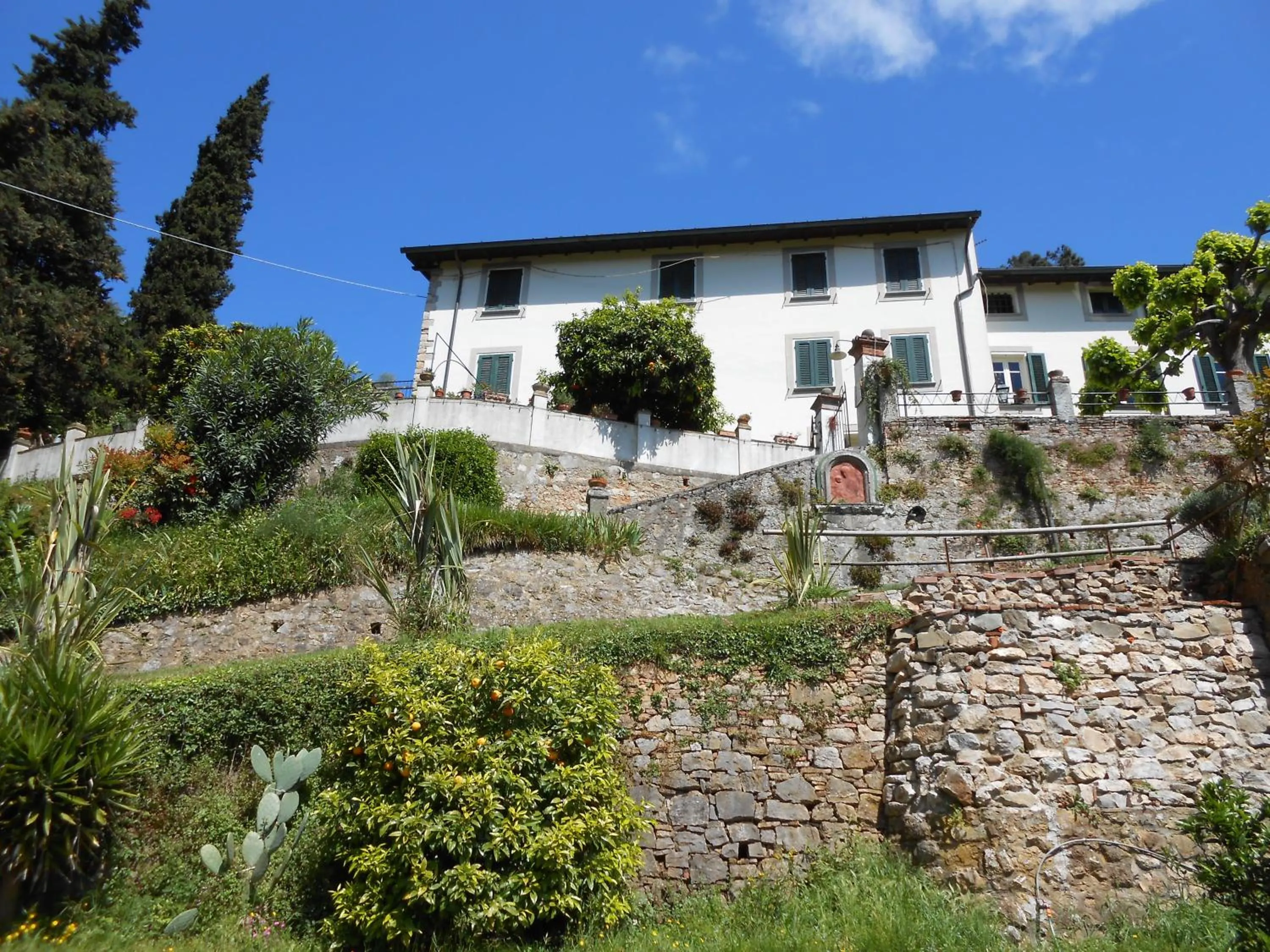 Facade/entrance in La Pieve Di Sant'Andrea