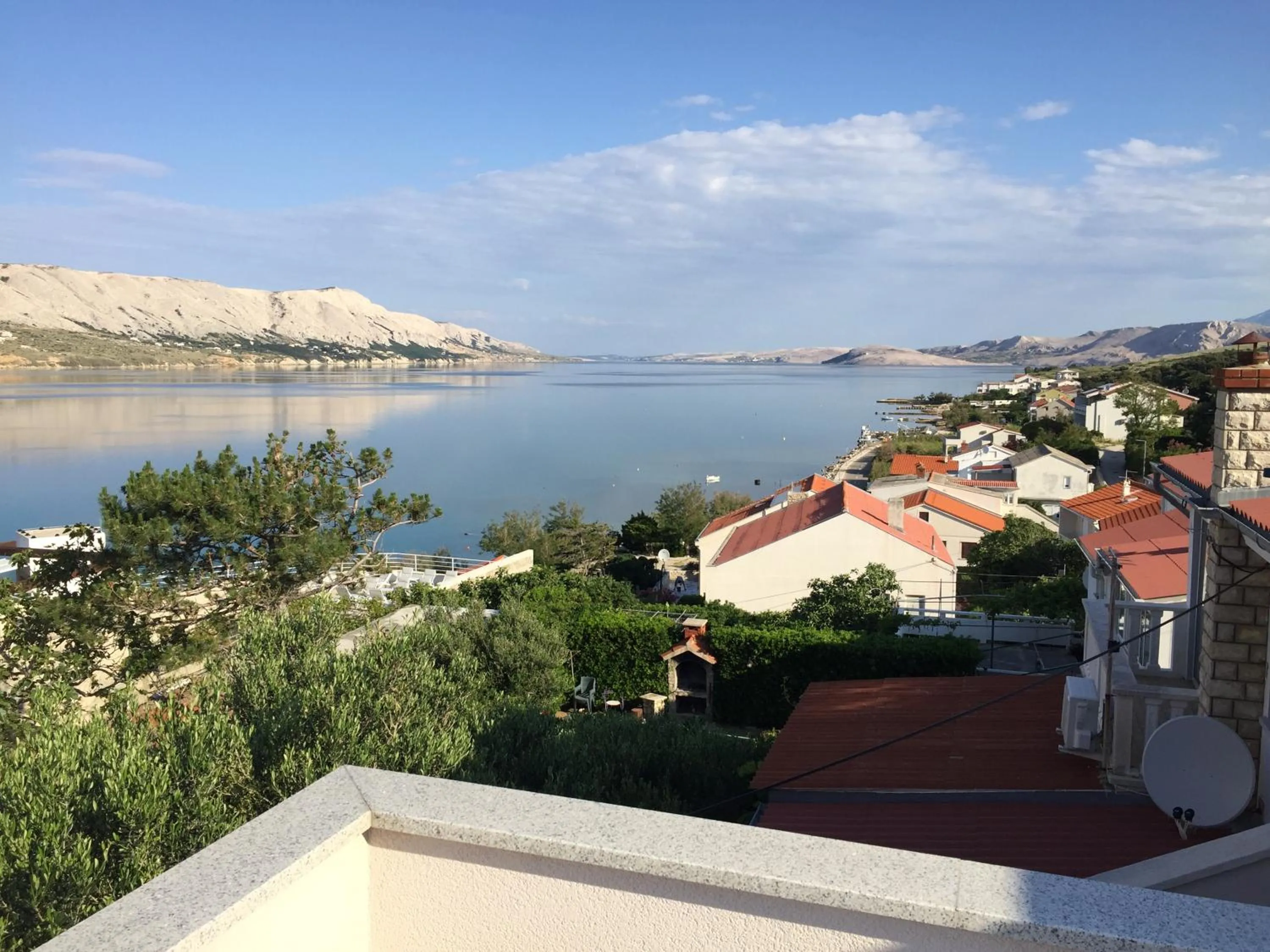 Petros Apartments Pag