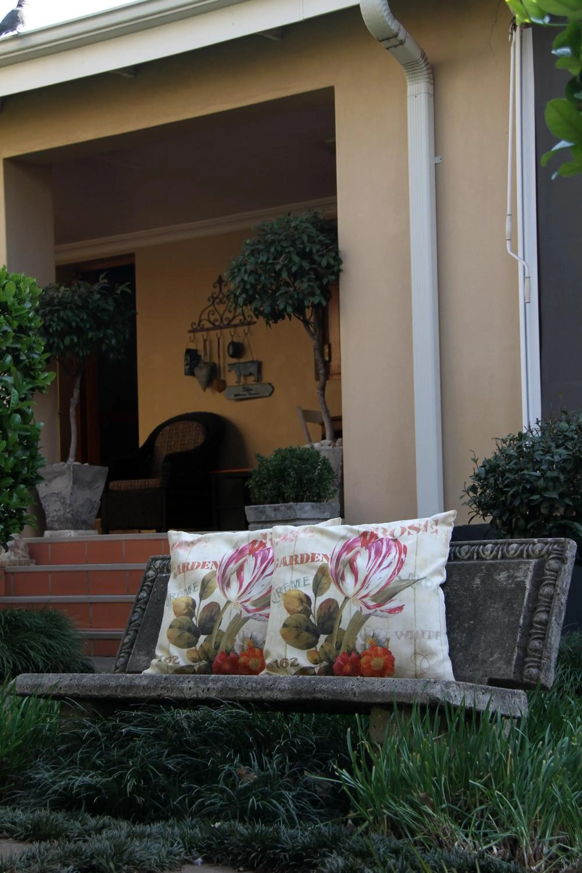 Garden in Del Roza Guest House