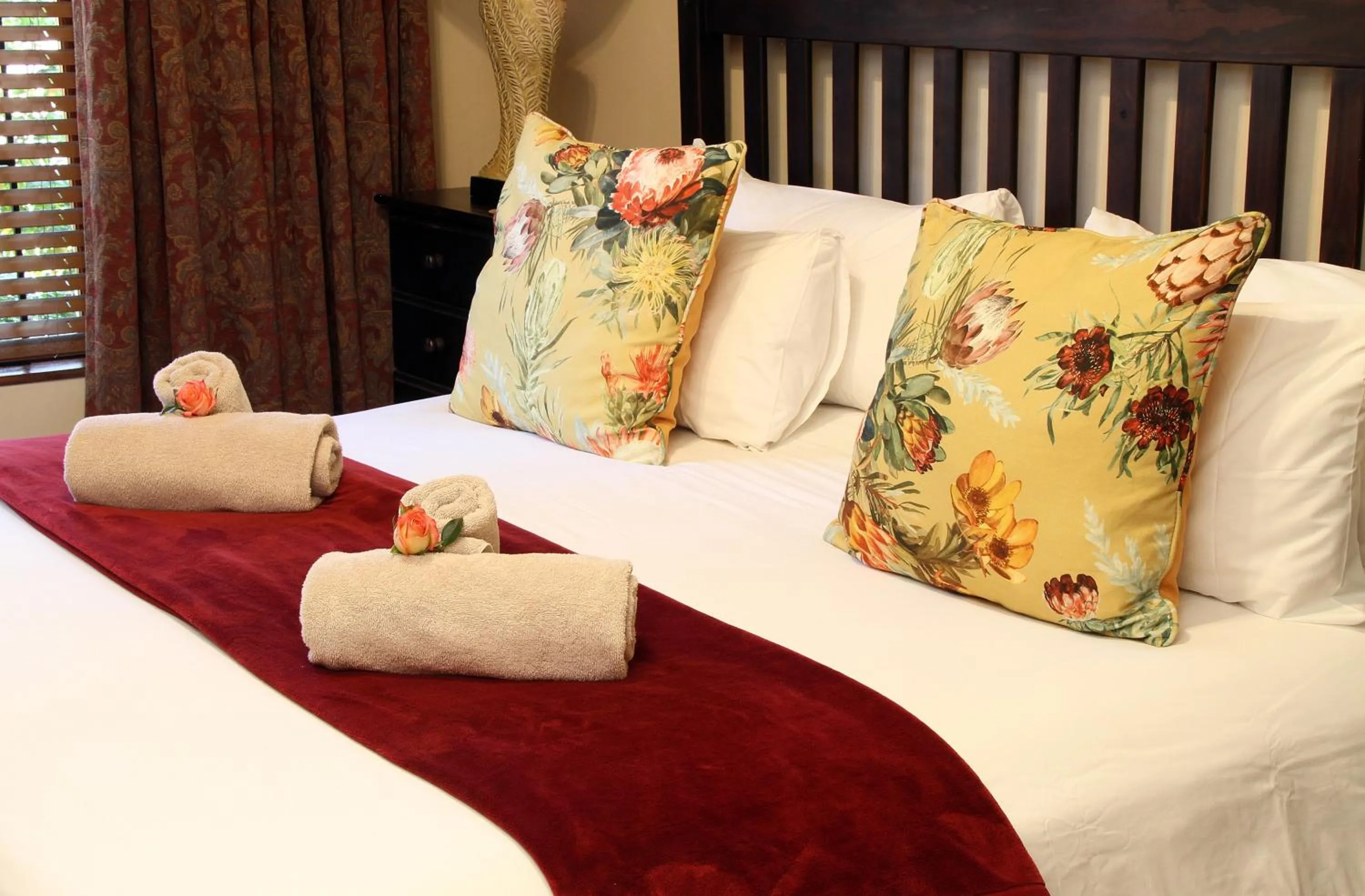 Bedroom, Bed in Del Roza Guest House