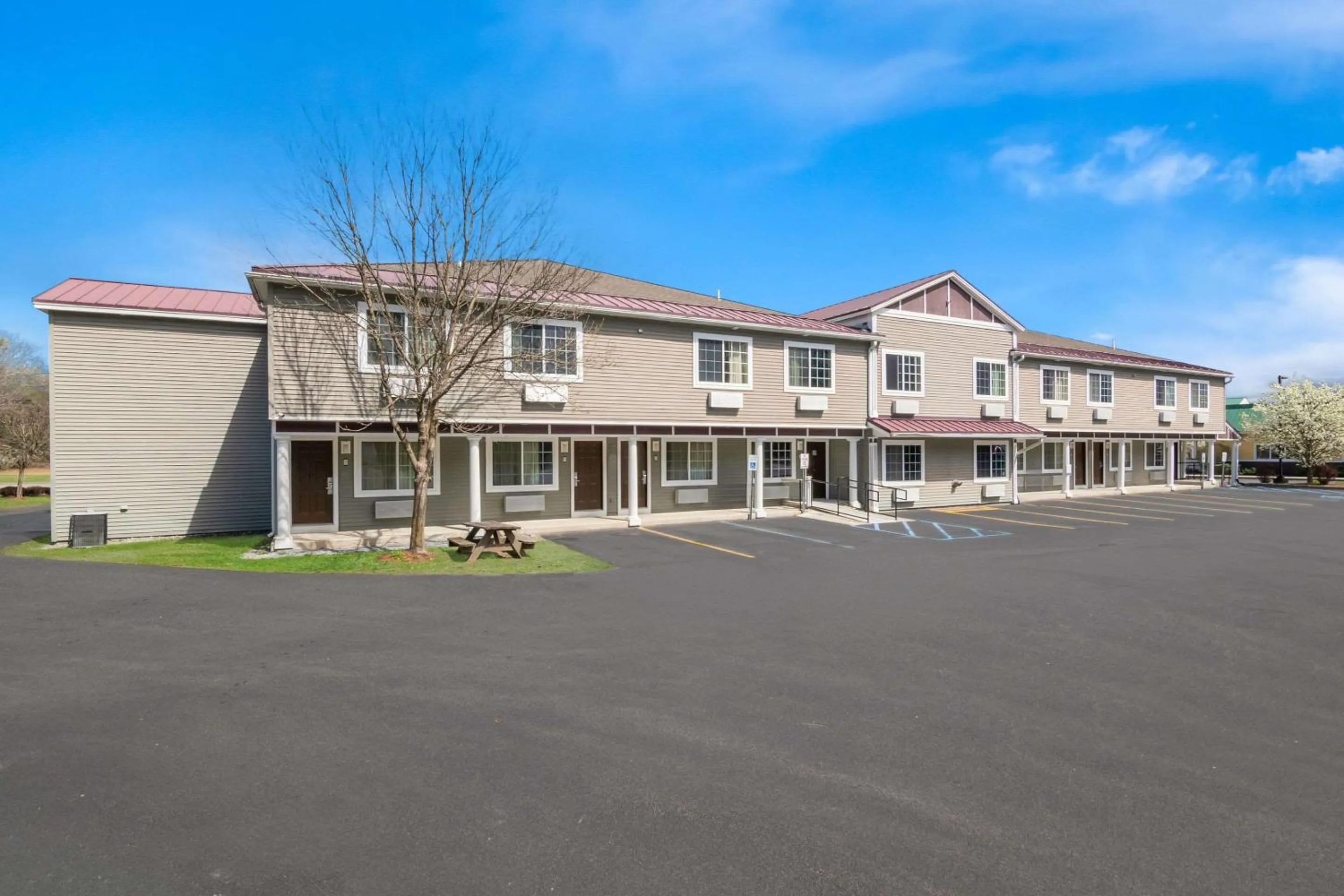 Property building in Red Roof Inn Glens Falls - Lake George