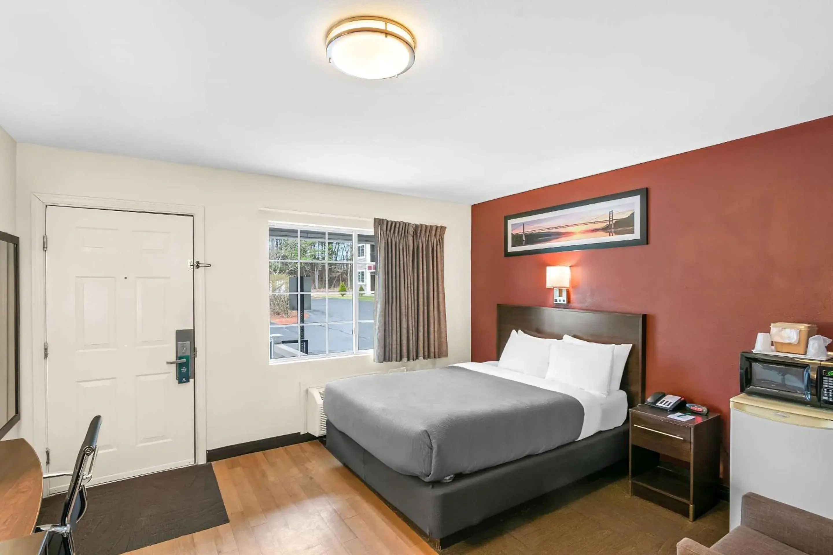 Bedroom, Bed in Quality Inn Bedroom, Bed in Quality Inn