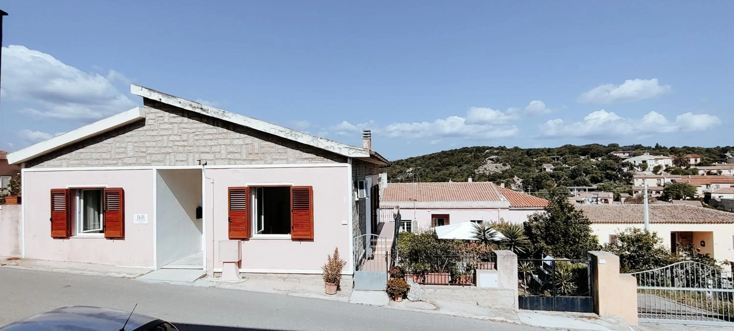Property building in La Porta Sulla Costa