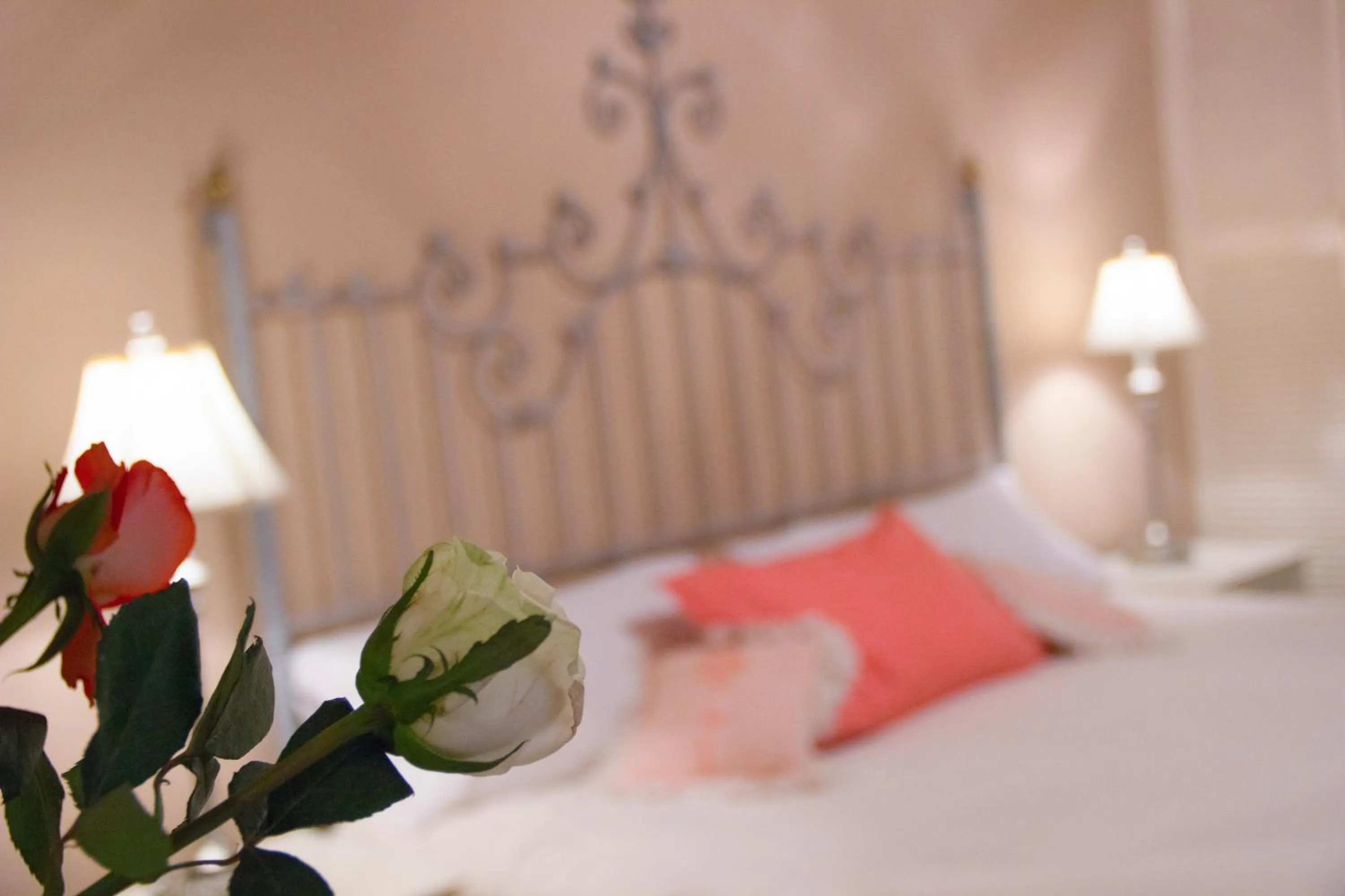 Bedroom, Bed in Villa Mirasol