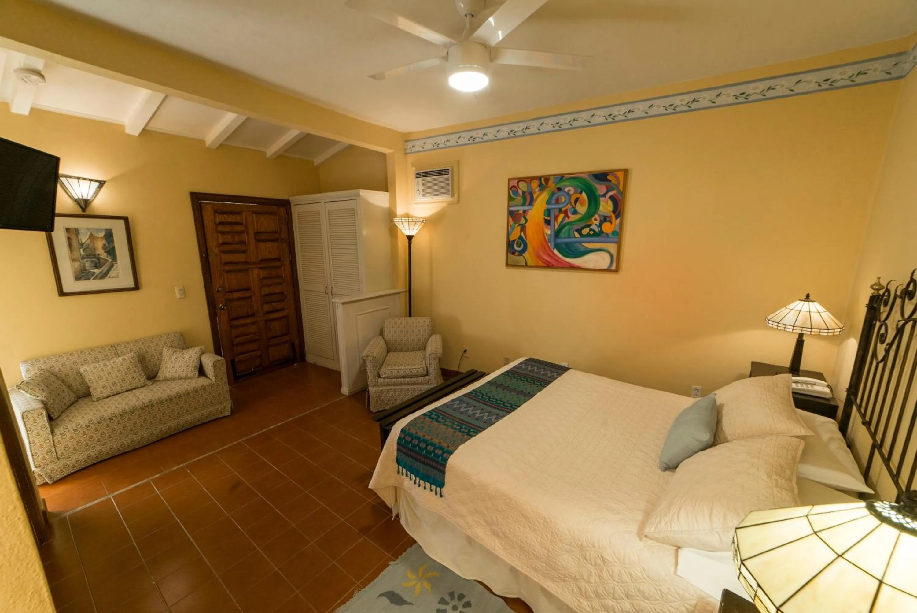 Bedroom, Bed in Villa Mirasol