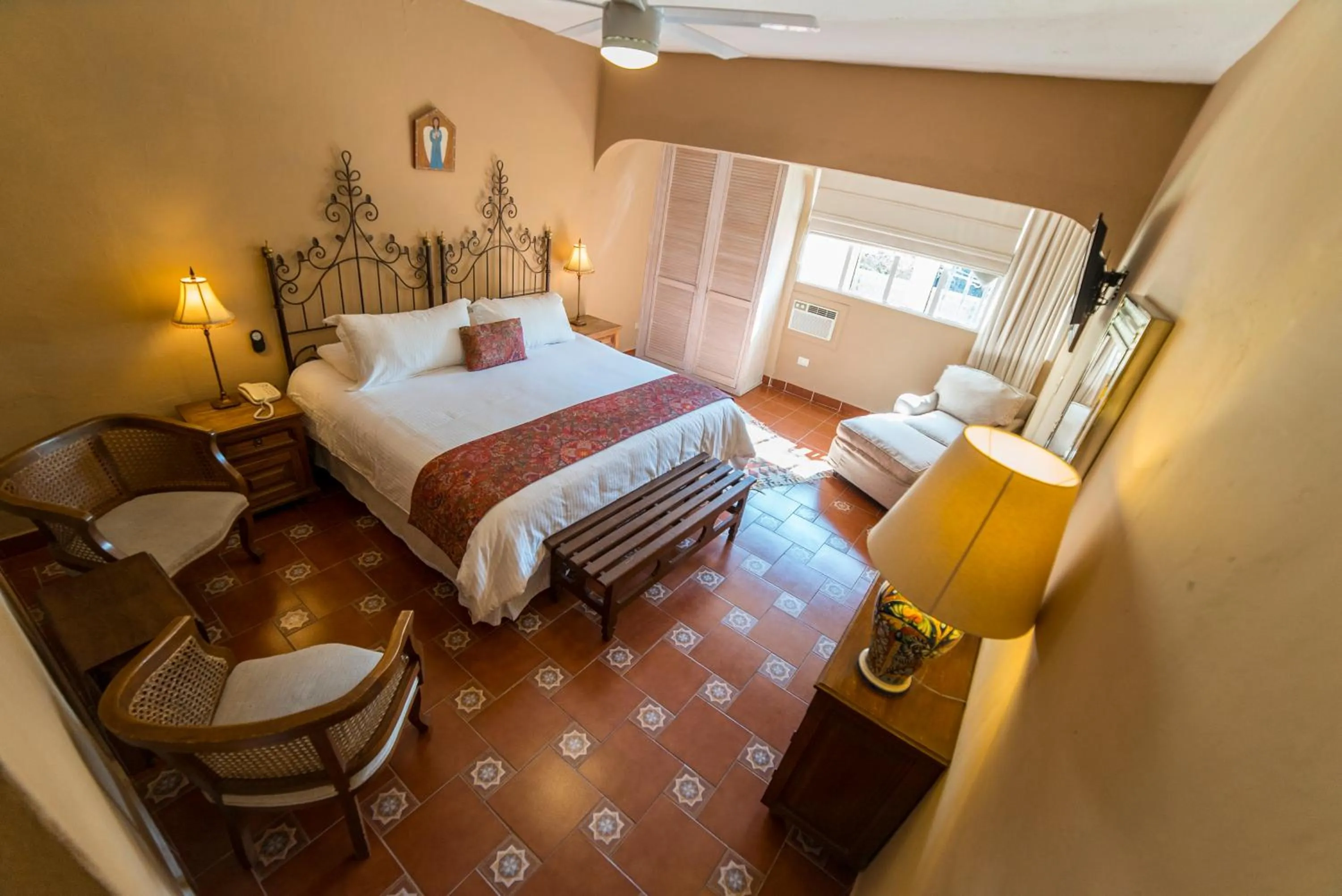 Bedroom, Bed in Villa Mirasol