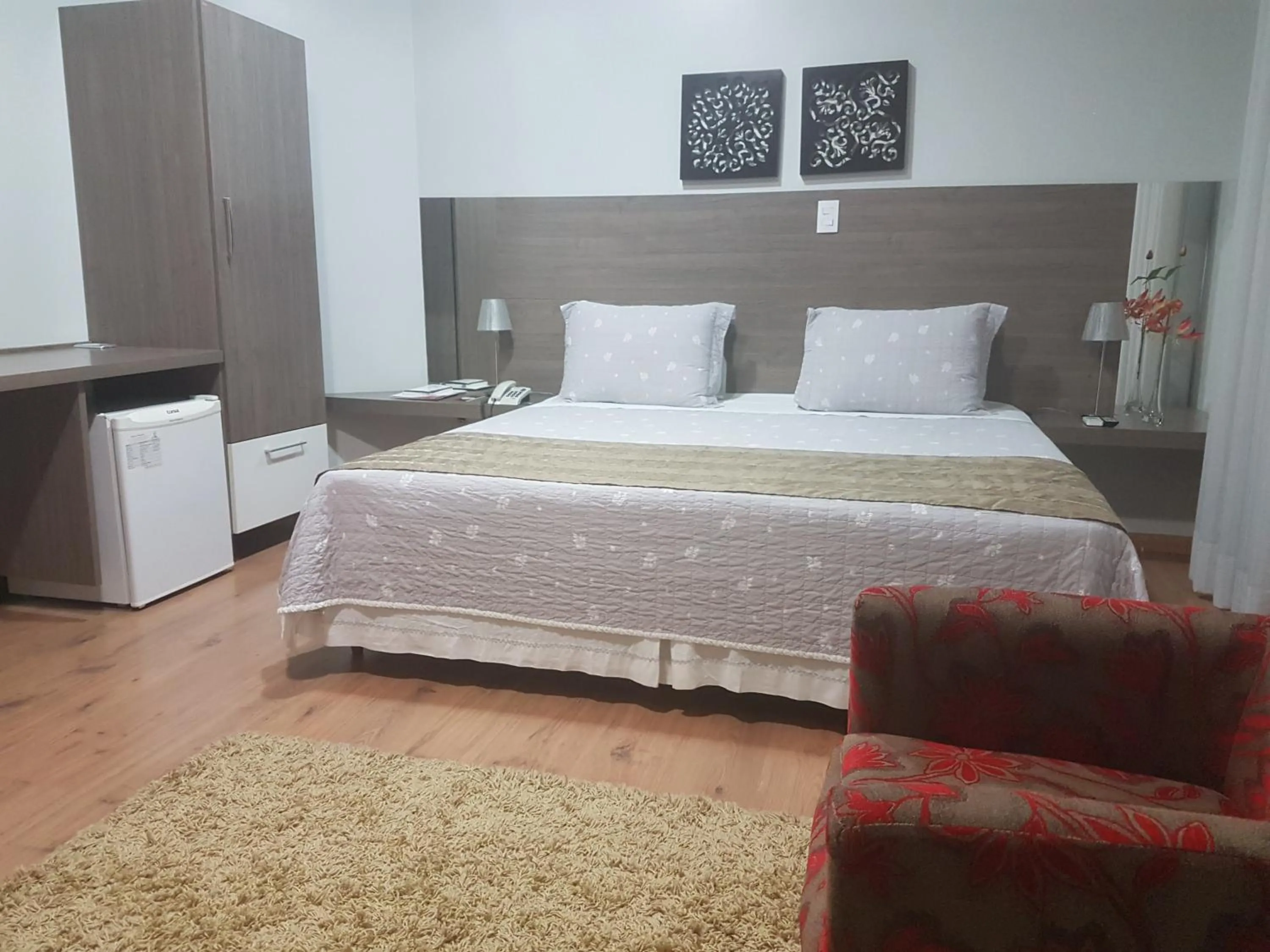 Photo of the whole room, Bed in Hotel Porto Madeira