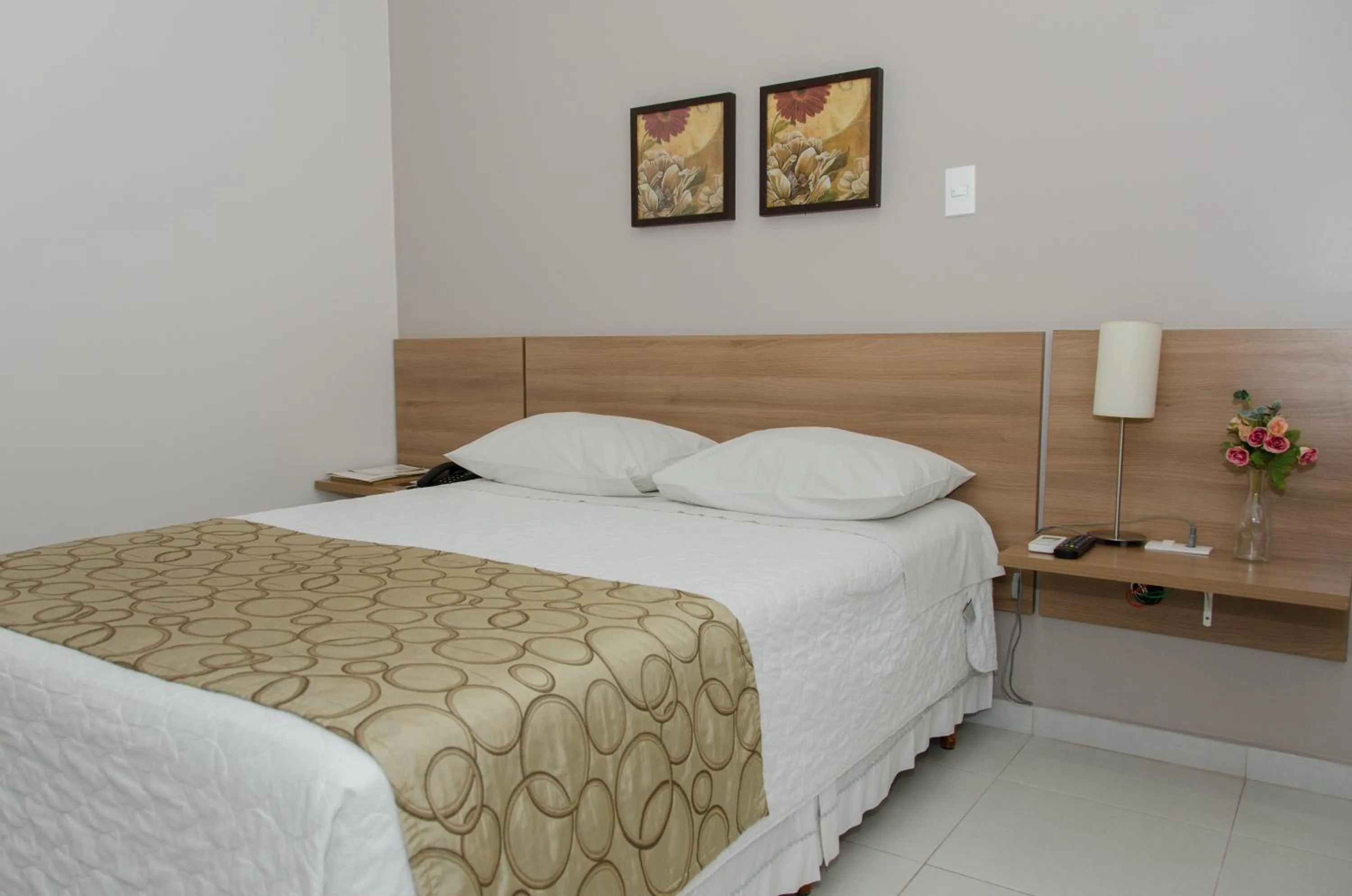 Bedroom, Bed in Hotel Porto Madeira