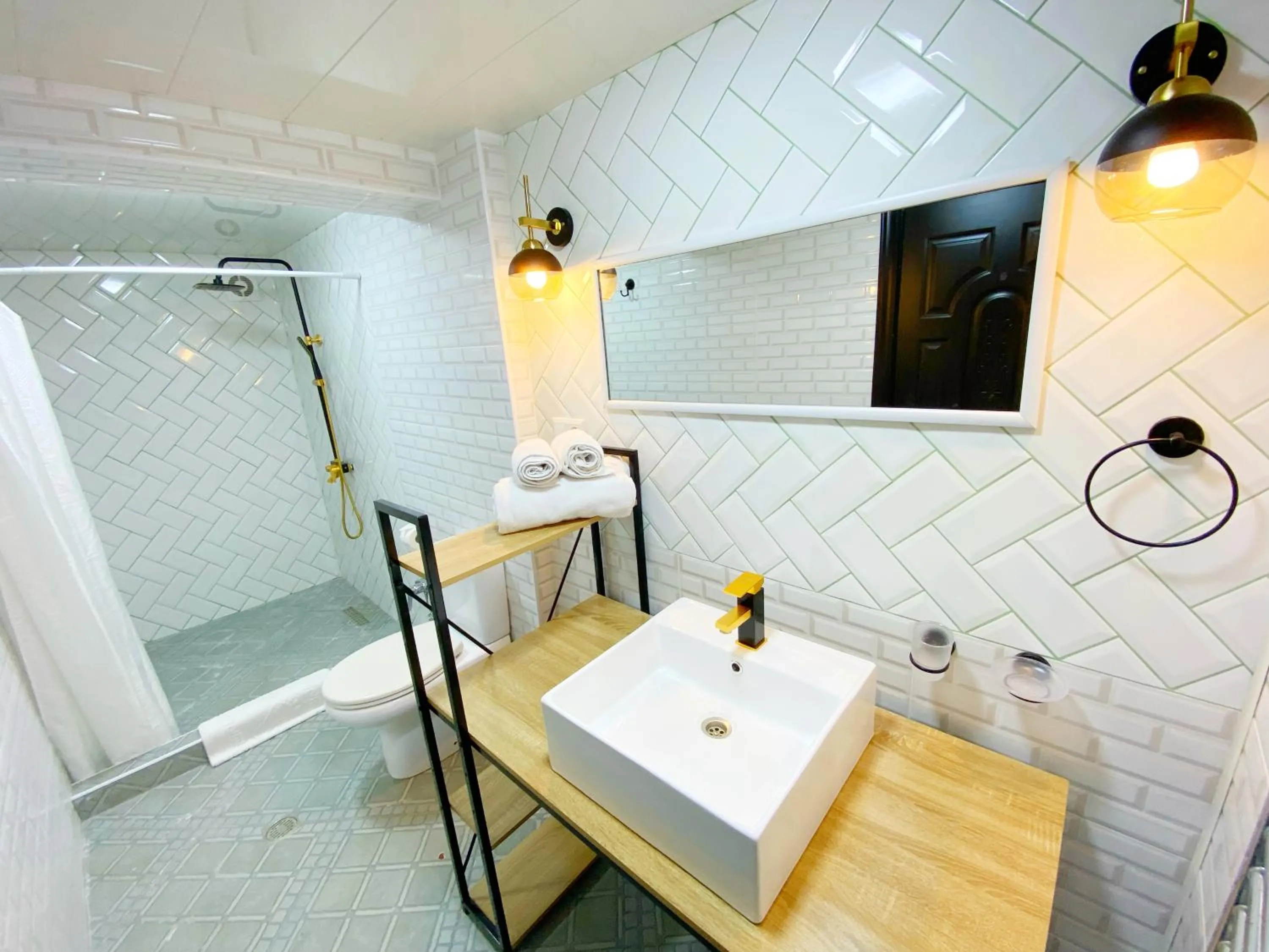 Shower in Hotel Orange Kutaisi