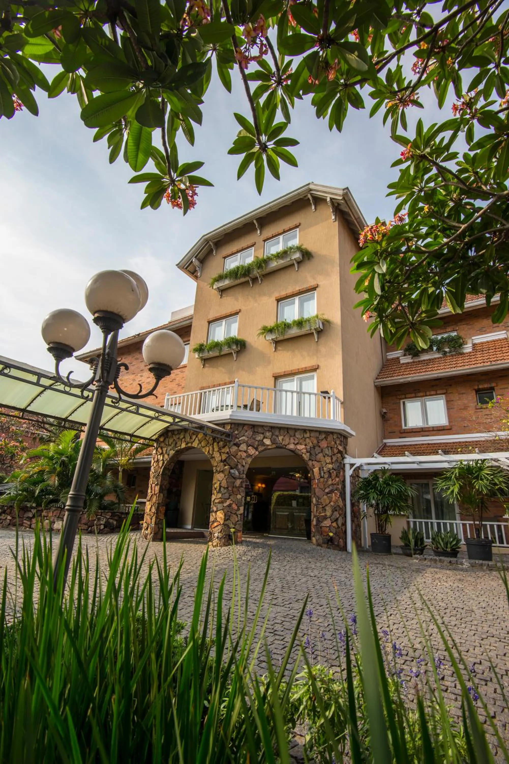 Lobby or reception in Hotel Villa Morra Suites