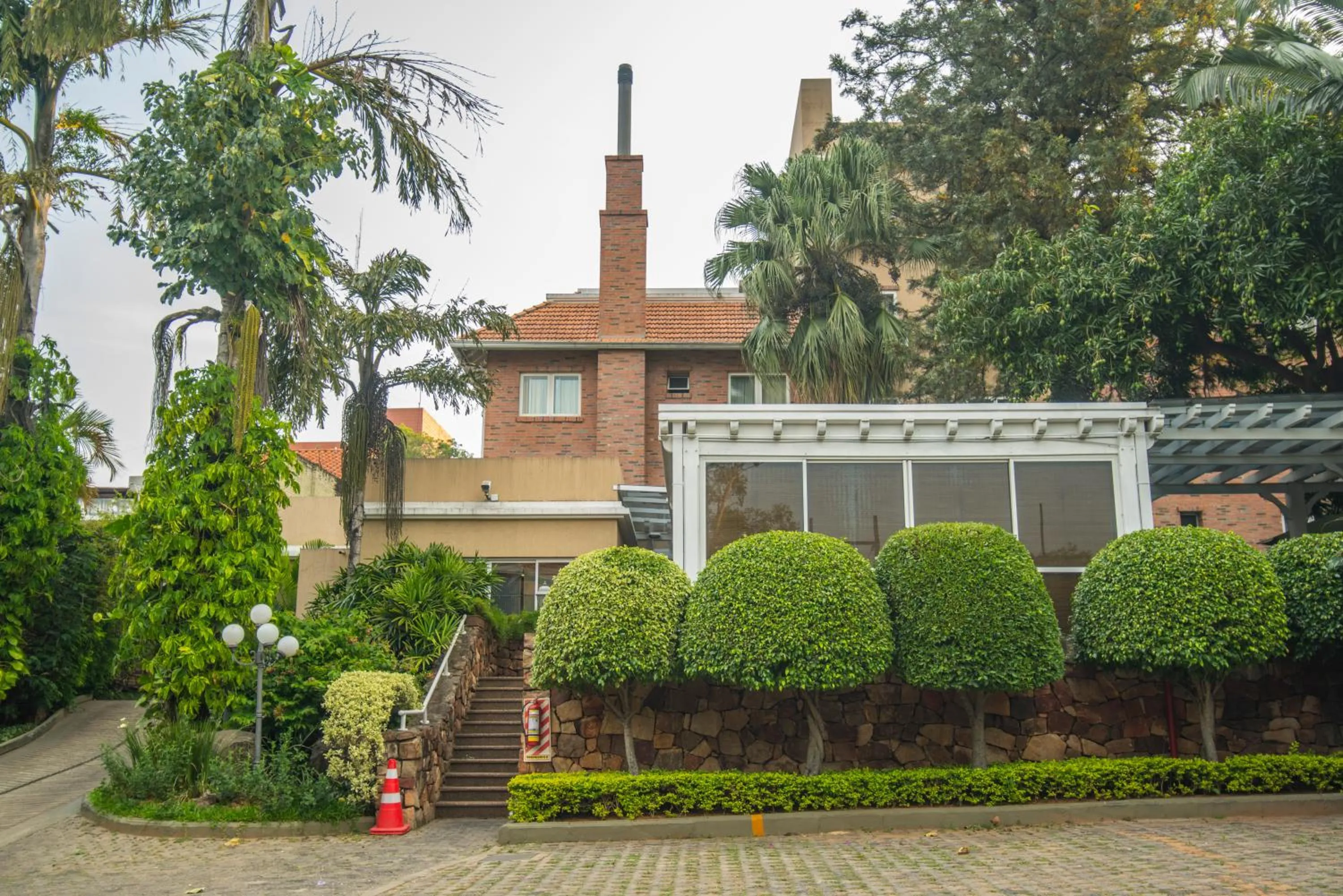 Area and facilities in Hotel Villa Morra Suites