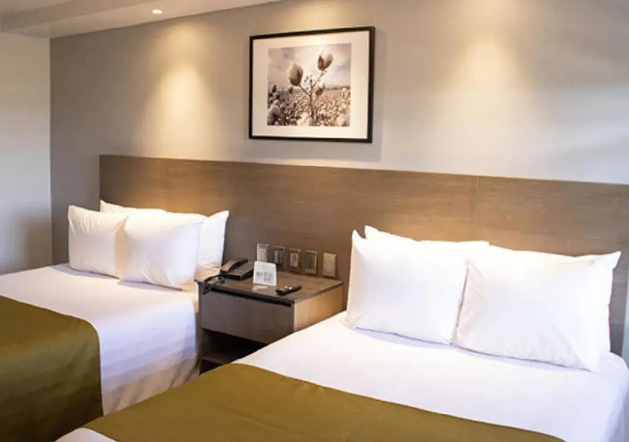 Photo of the whole room, Bed in Hotel Calafia Photo of the whole room, Bed in Hotel Calafia