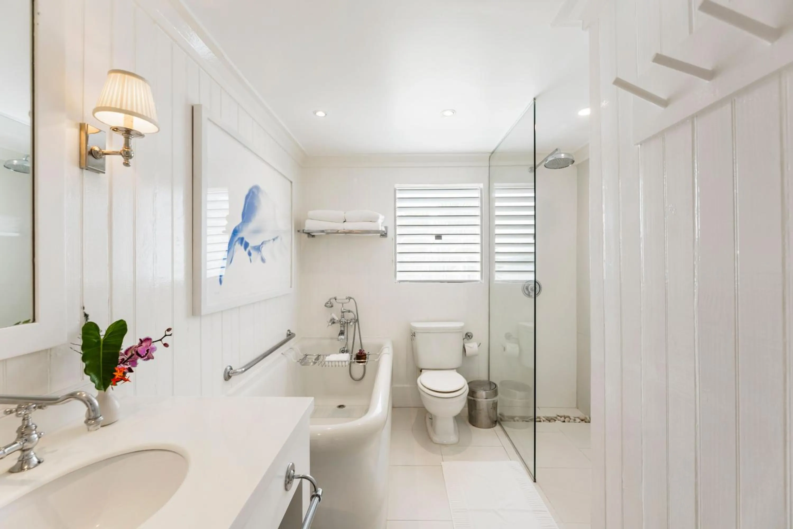 Bathroom in Round Hill Hotel & Villas