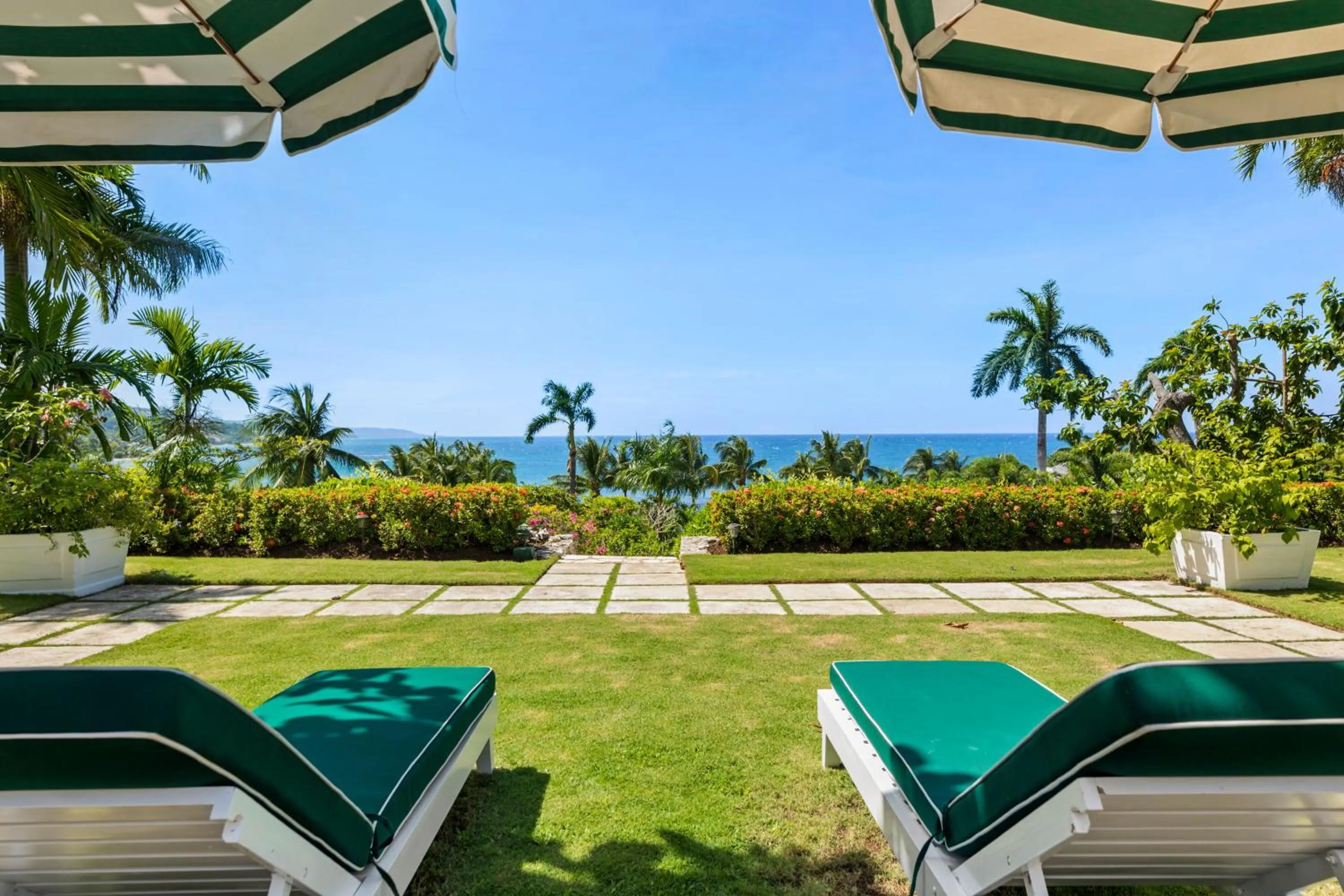 Sea view in Round Hill Hotel & Villas