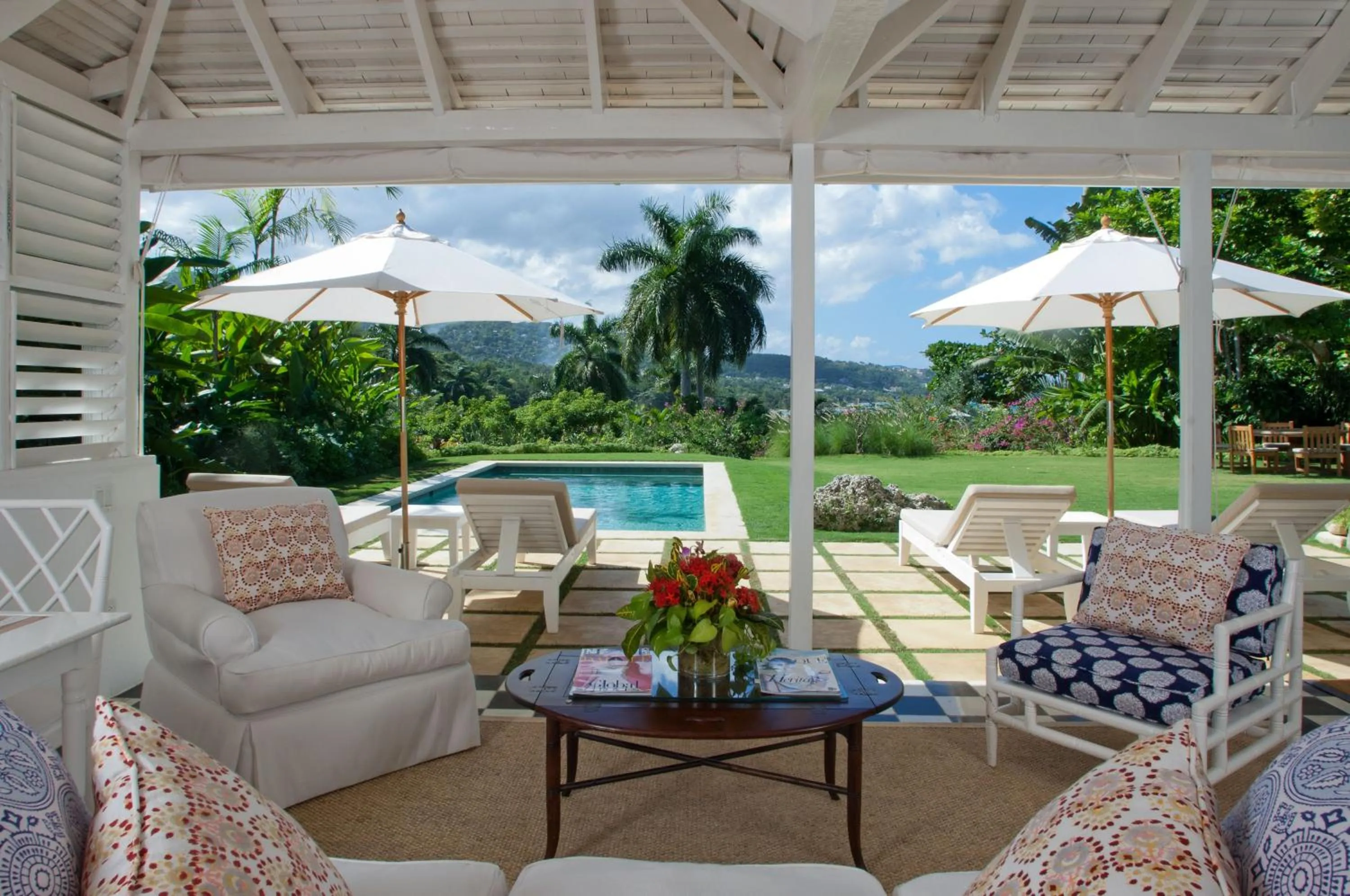 Living room in Round Hill Hotel & Villas