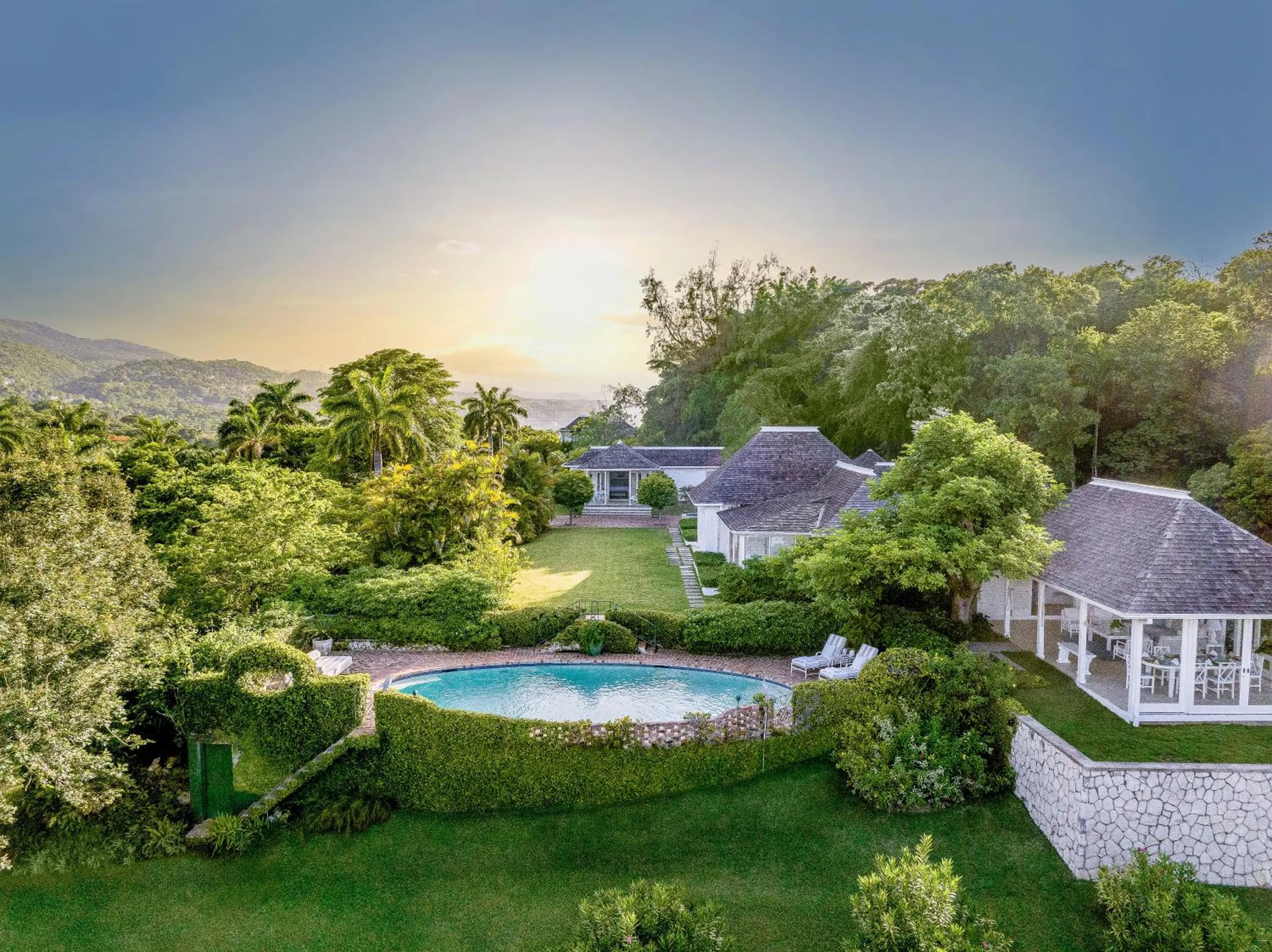 Pool view in Round Hill Hotel & Villas