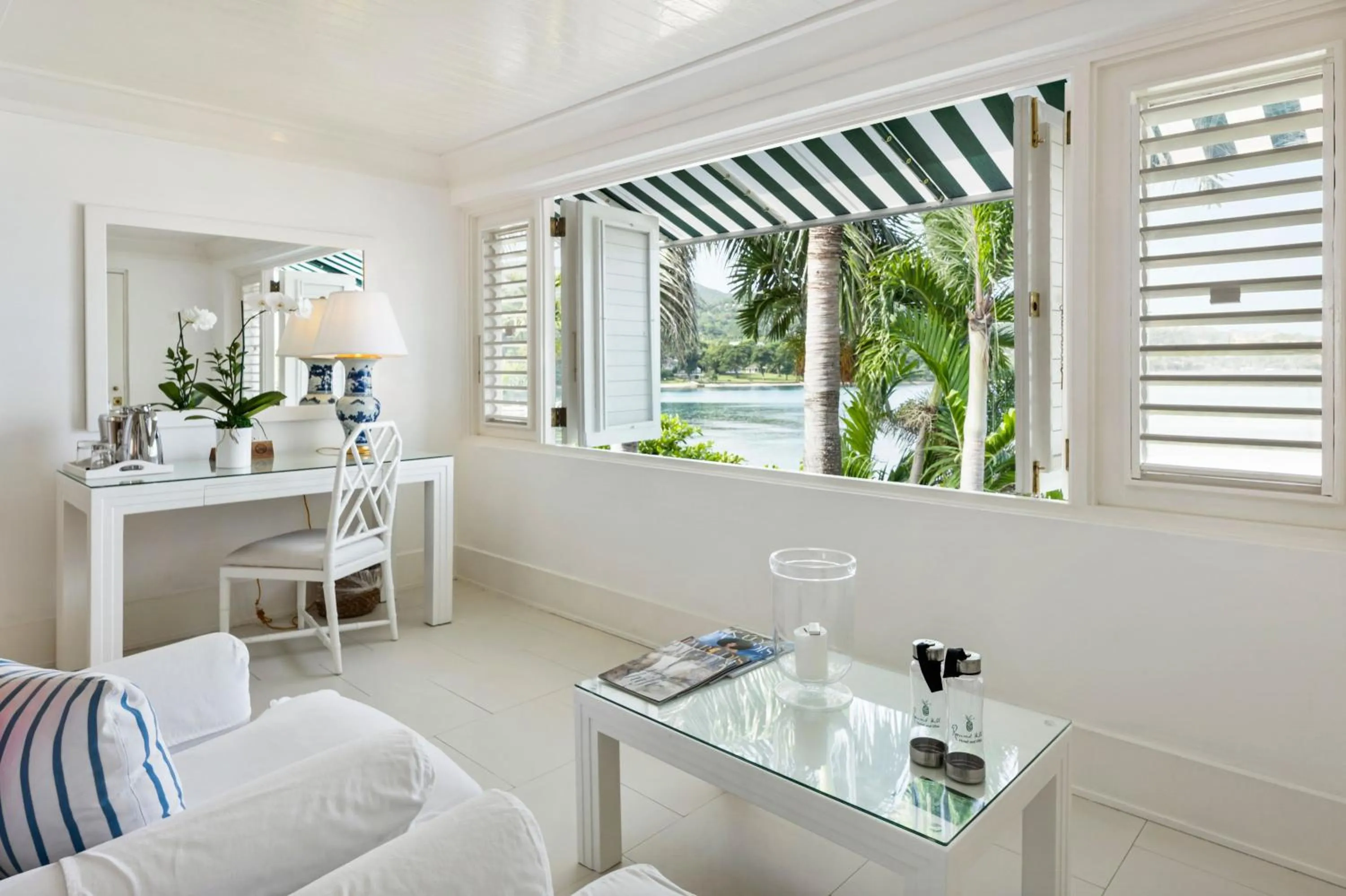 Bathroom in Round Hill Hotel & Villas