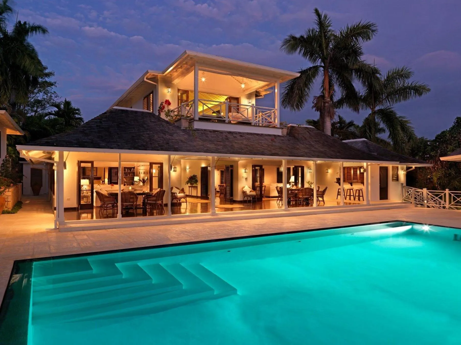 Pool view in Round Hill Hotel & Villas