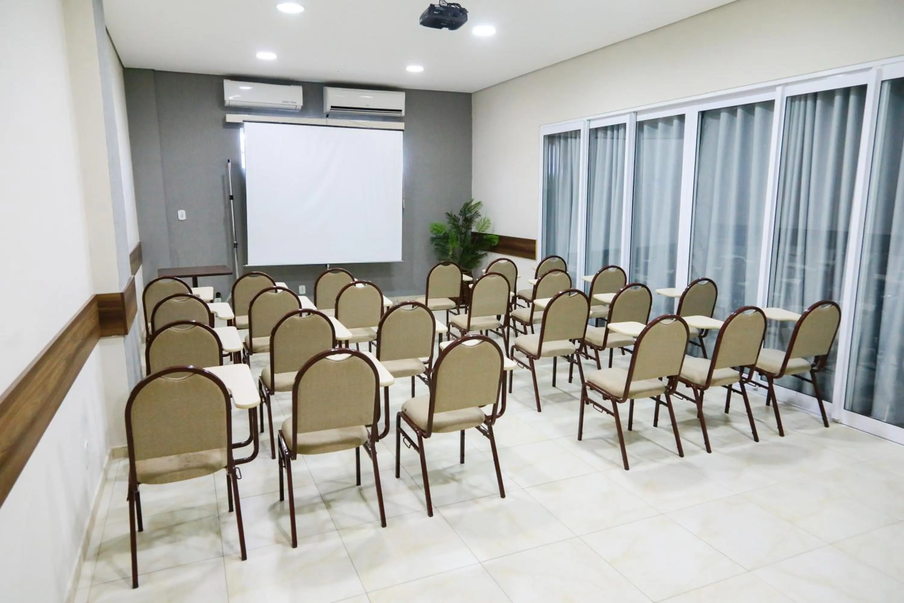 Banquet/Function facilities in Hotel Ecos Classic