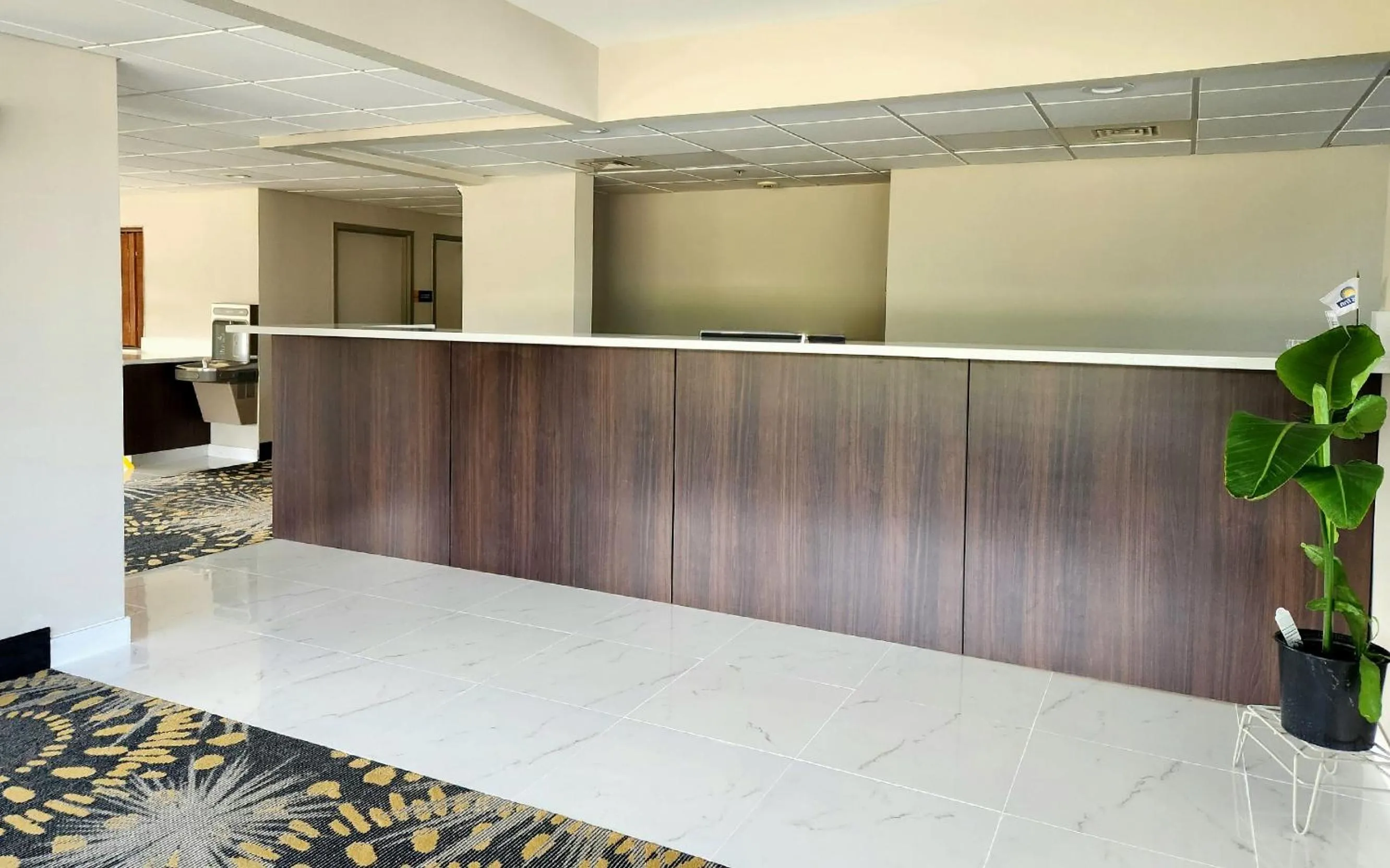 Lobby or reception, Bed in Days Inn by Wyndham LaPlace- New Orleans