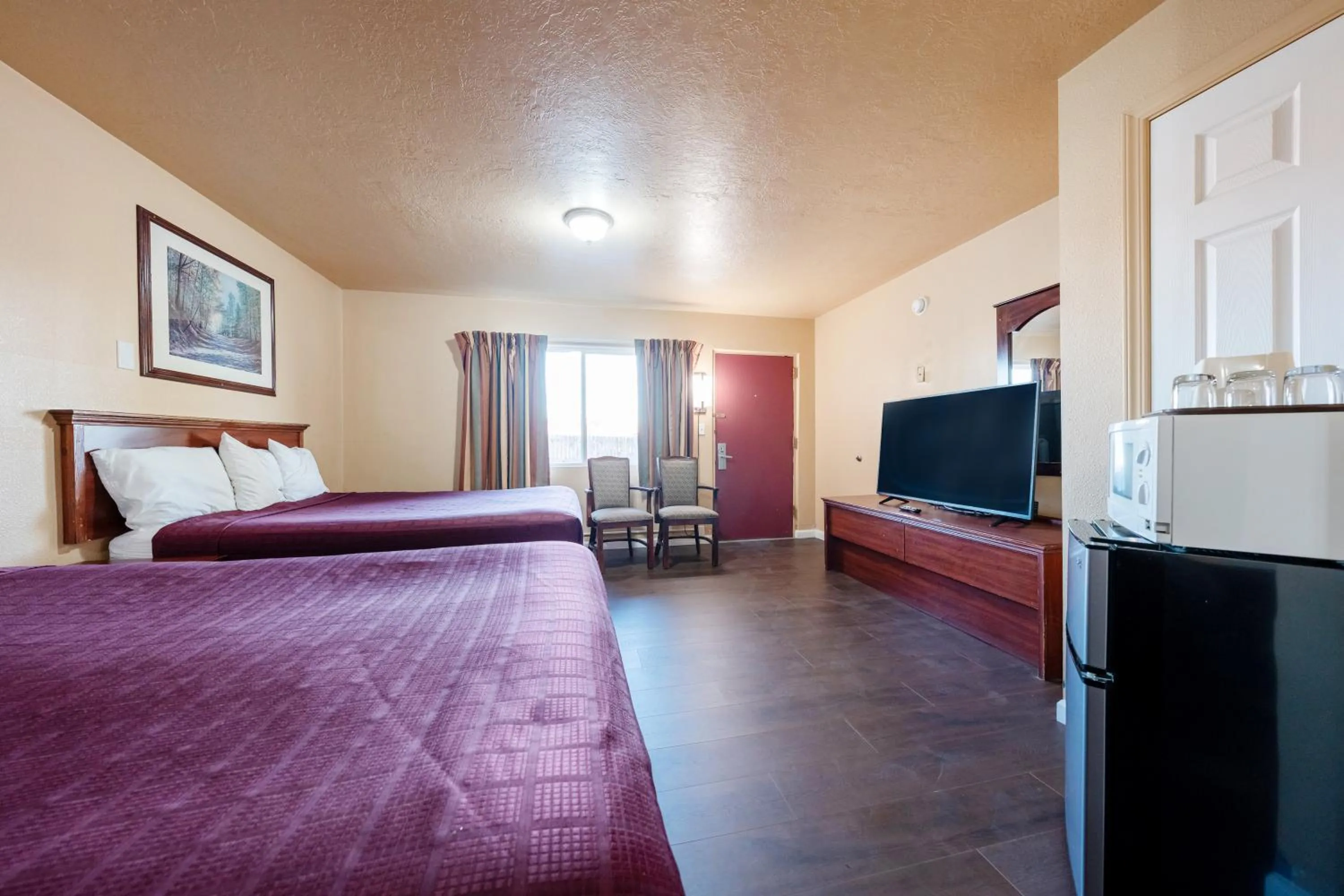 Bedroom, Bed in Juniper Motel Madras by Townhouse