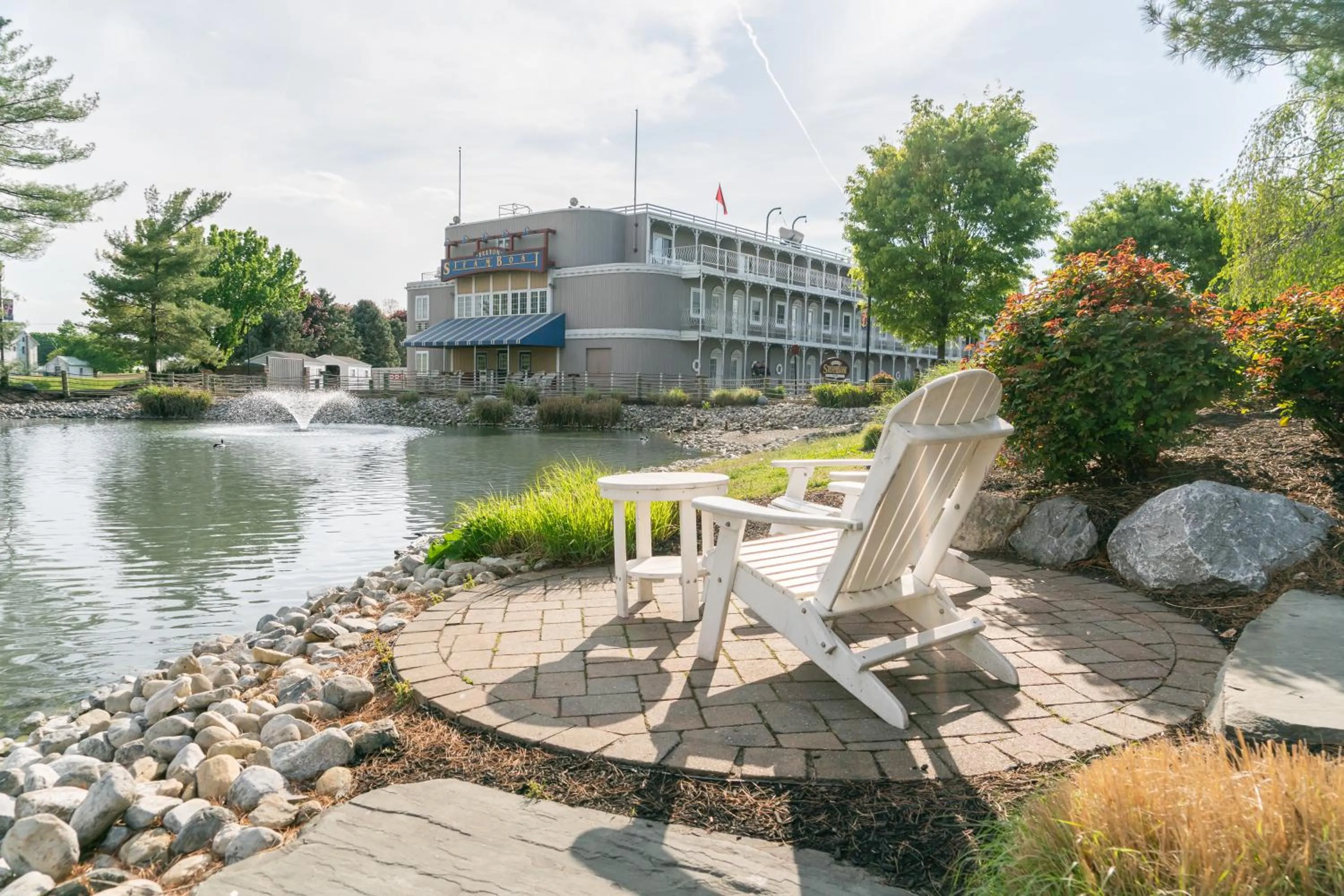 Property building in Fulton Steamboat Inn