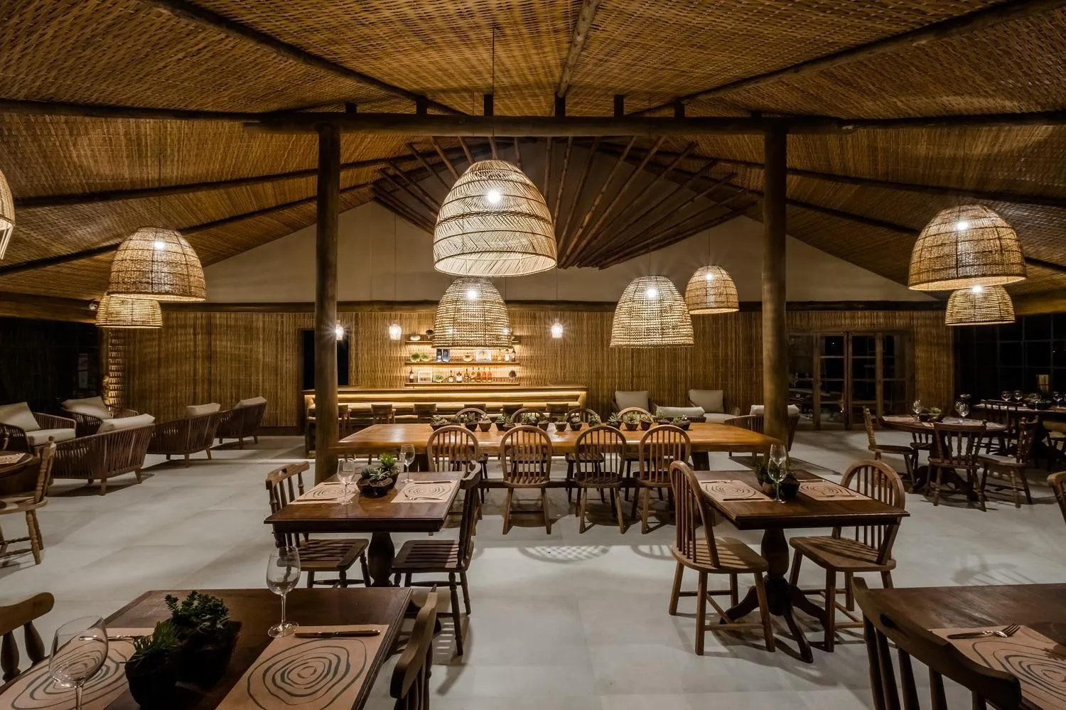 Restaurant/places to eat in Pousada Tankamana