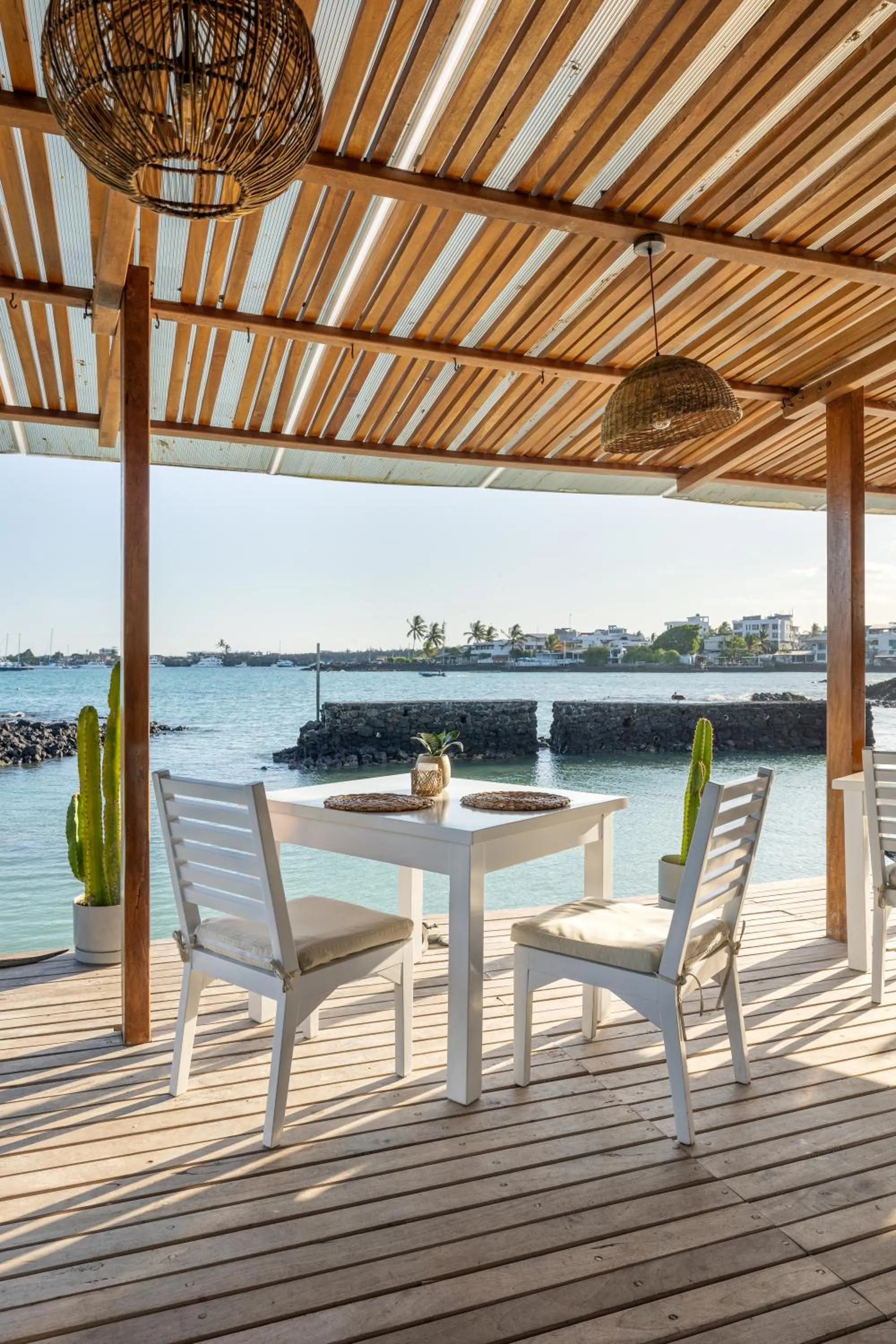 Restaurant/places to eat in Blu Galapagos Sustainable Waterfront Lodge