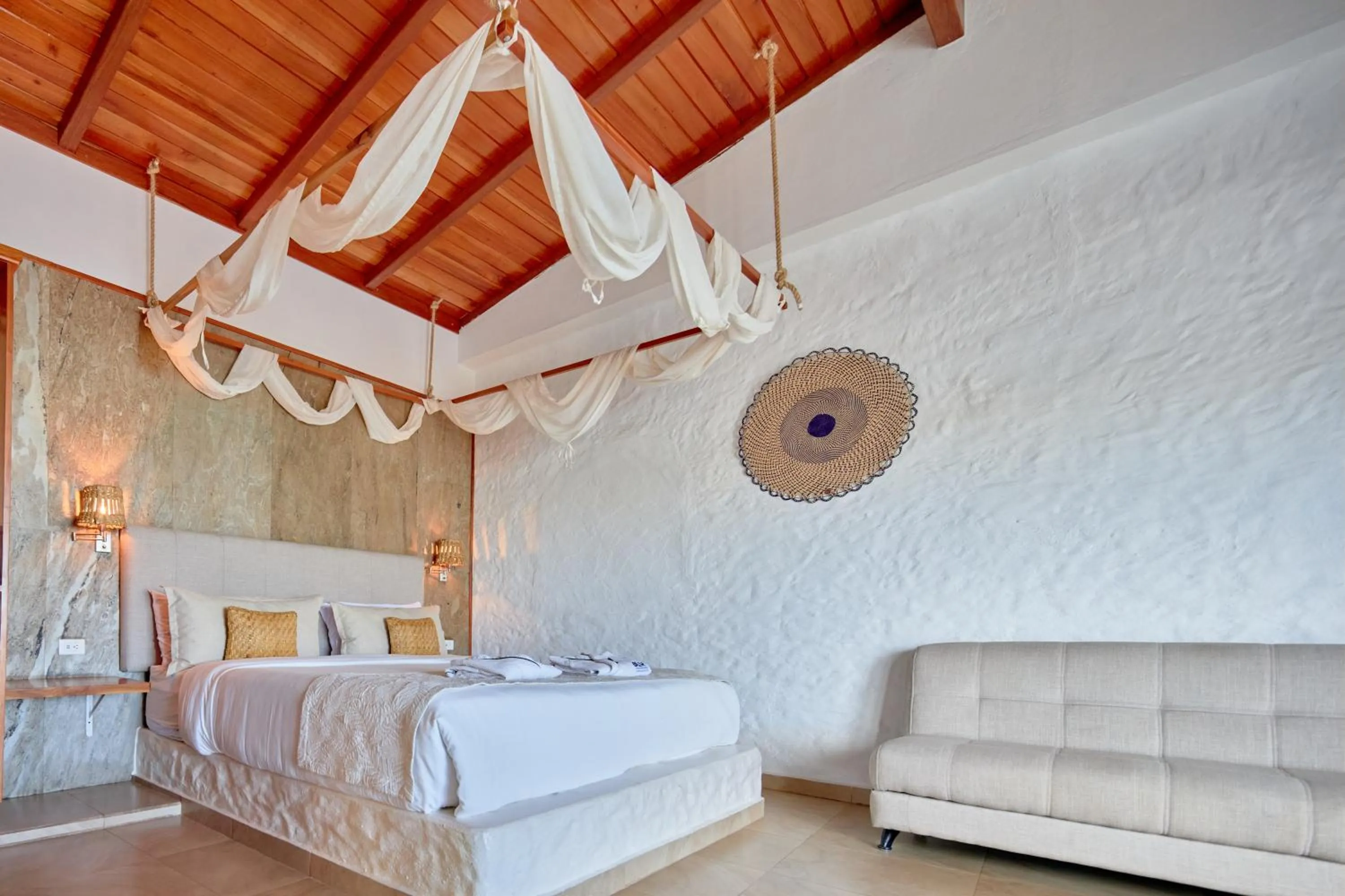 Bedroom, Bed in Blu Galapagos Sustainable Waterfront Lodge