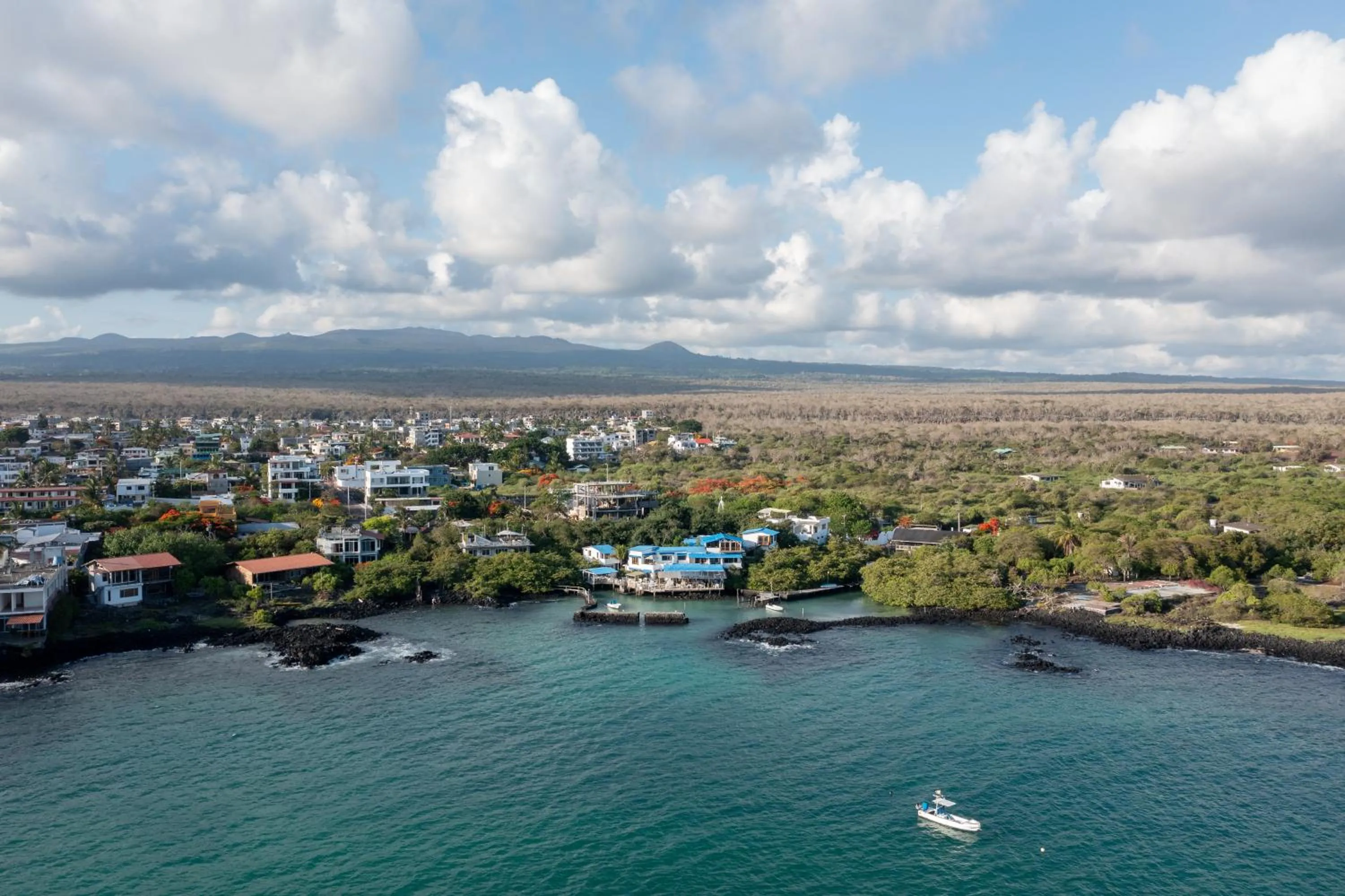 Property building in Blu Galapagos Sustainable Waterfront Lodge