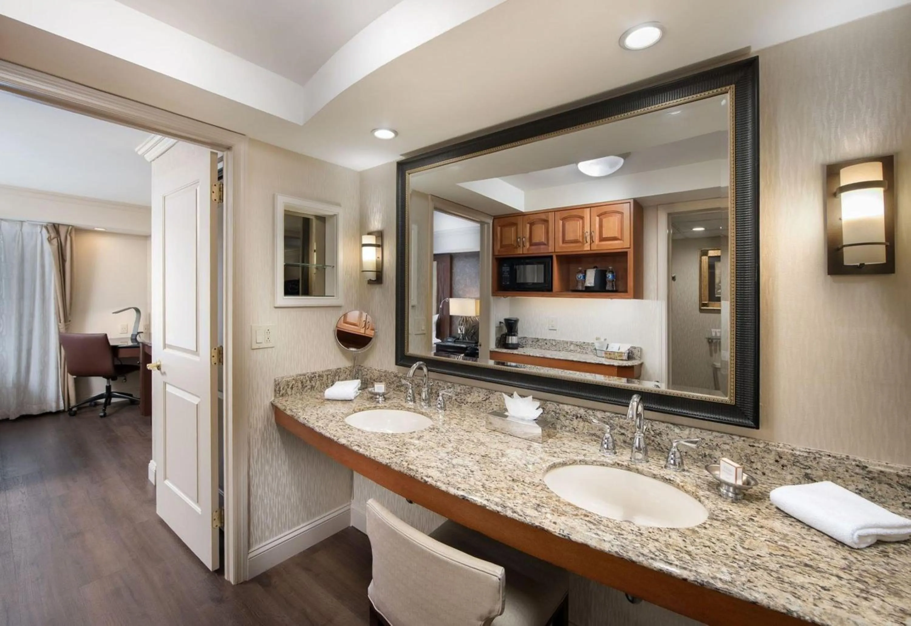 Photo of the whole room in Eden Resort and Suites, BW Premier Collection