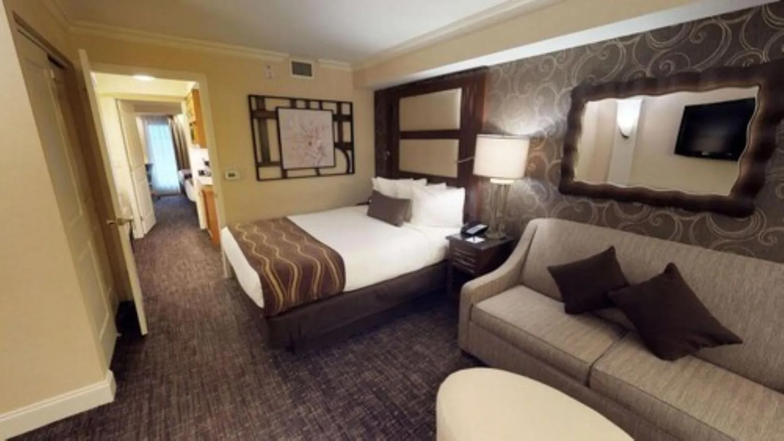 Living room, Bed in Eden Resort and Suites, BW Premier Collection