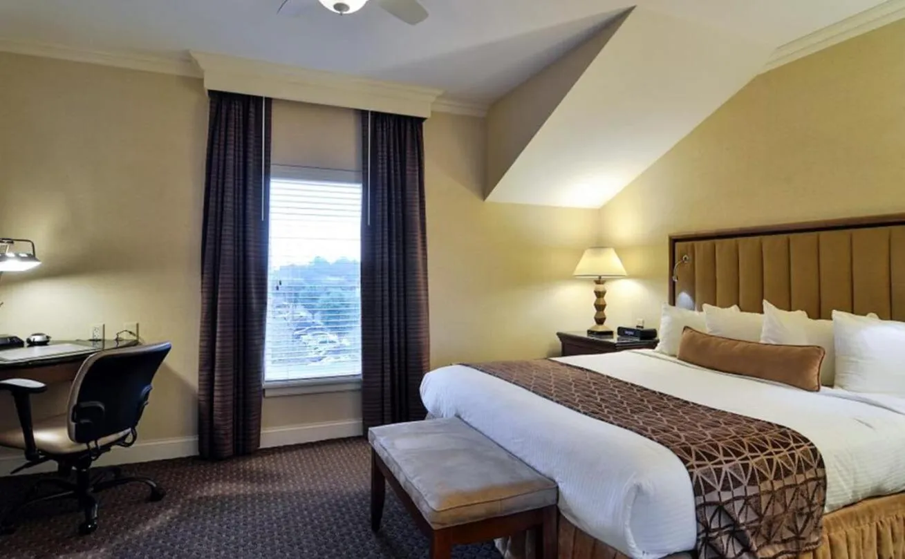 Bedroom, Bed in Eden Resort and Suites, BW Premier Collection