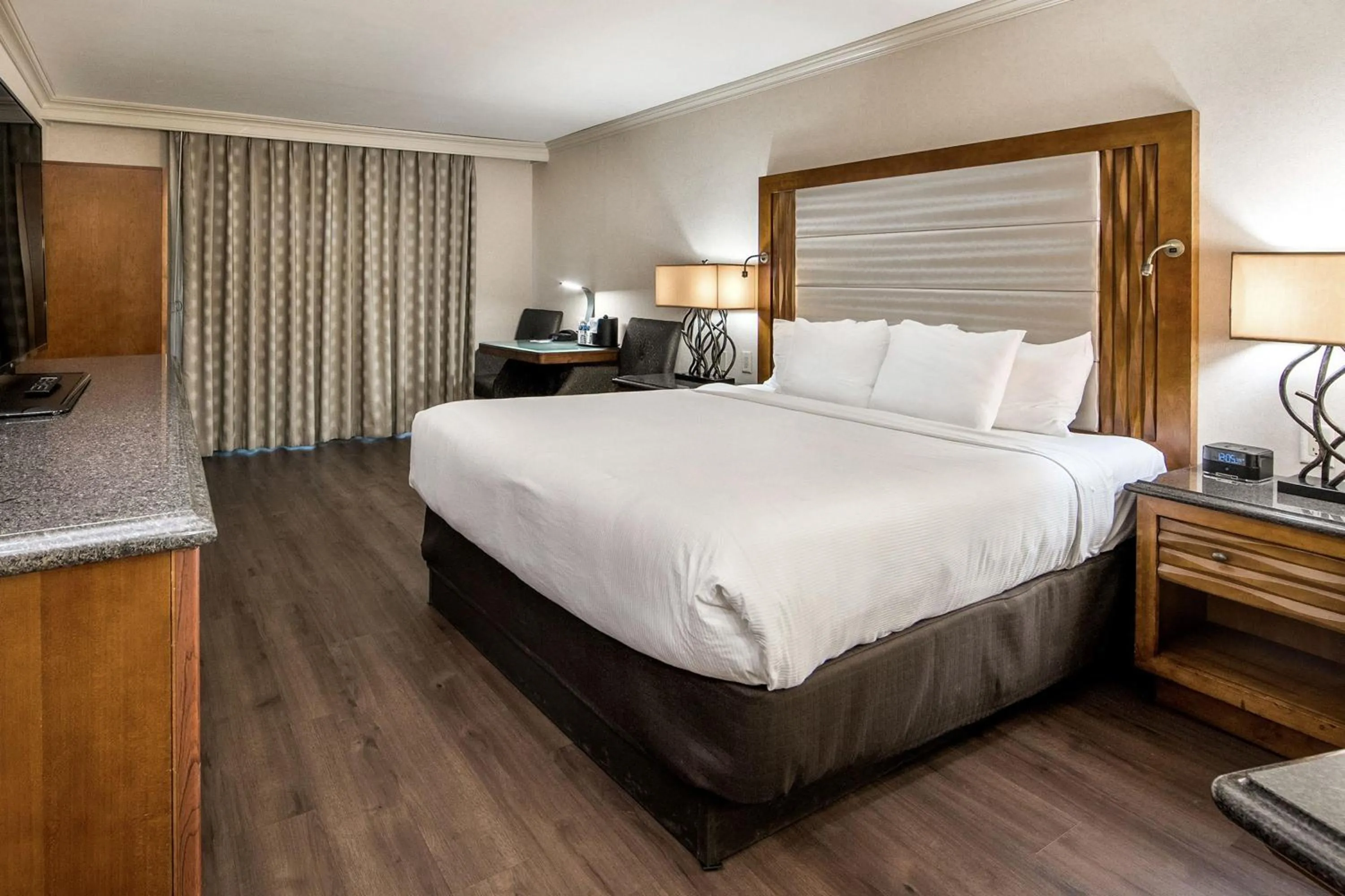 Bedroom, Bed in Eden Resort and Suites, BW Premier Collection