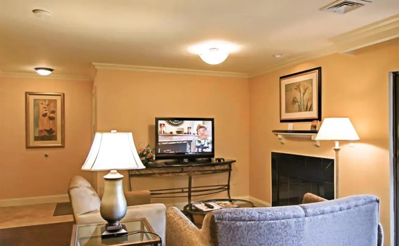 Living room in Eden Resort and Suites, BW Premier Collection Living room in Eden Resort and Suites, BW Premier Collection