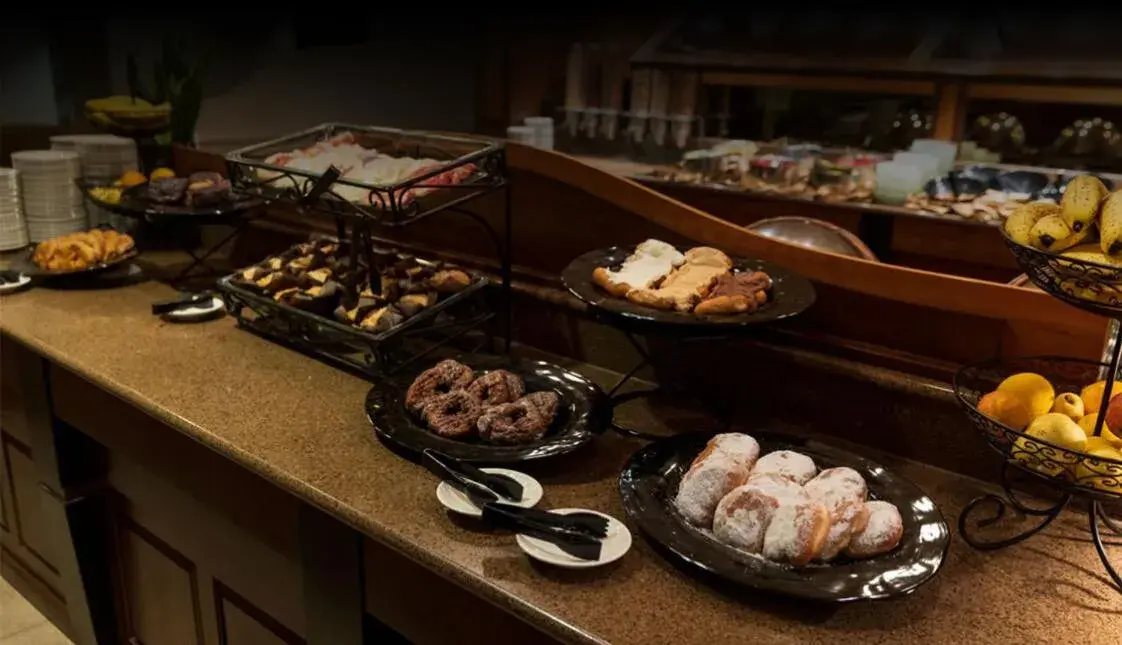 Breakfast in Eden Resort and Suites, BW Premier Collection Breakfast in Eden Resort and Suites, BW Premier Collection