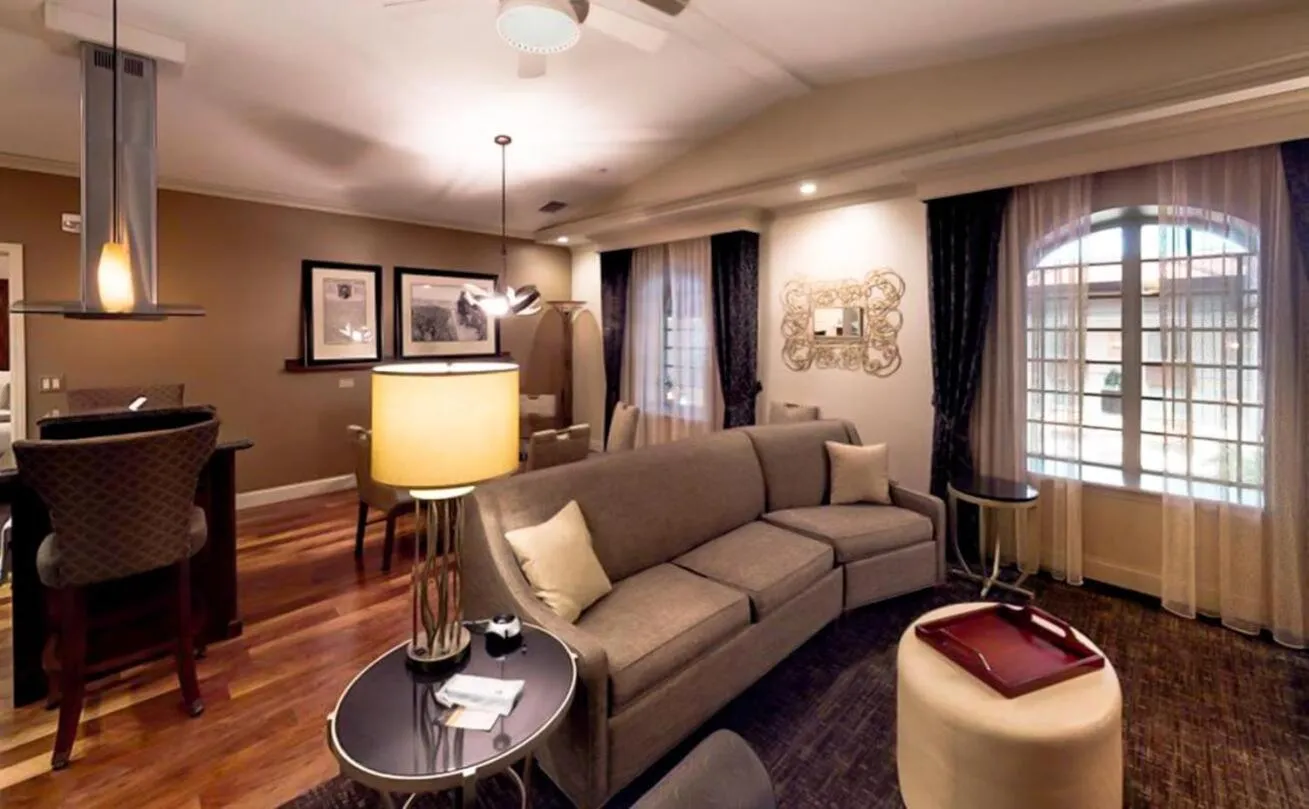 Living room in Eden Resort and Suites, BW Premier Collection