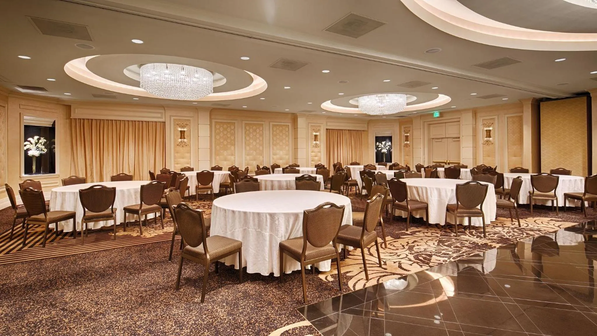 Meeting/conference room in Eden Resort and Suites, BW Premier Collection