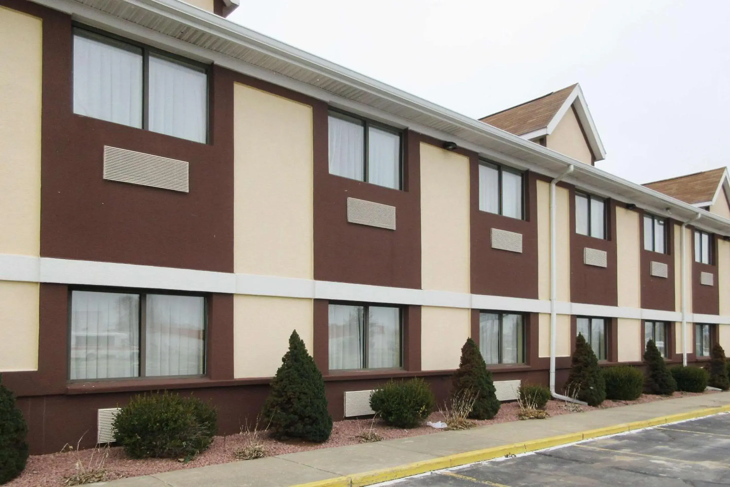 Property Building in Quality Inn & Suites