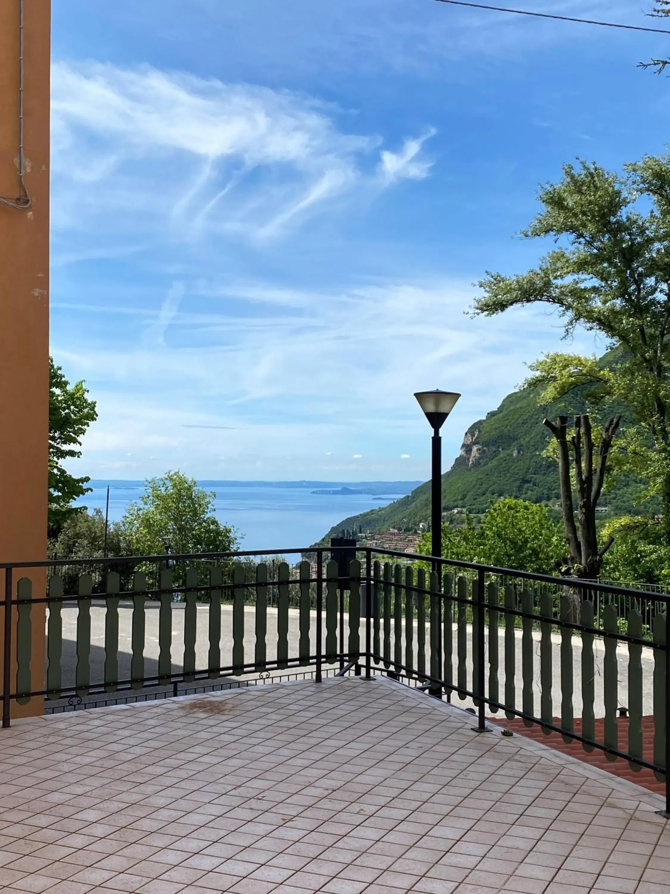 Double Room with Lake View - single occupancy in Ca' ai Tigli Double Room with Lake View - single occupancy in Ca' ai Tigli