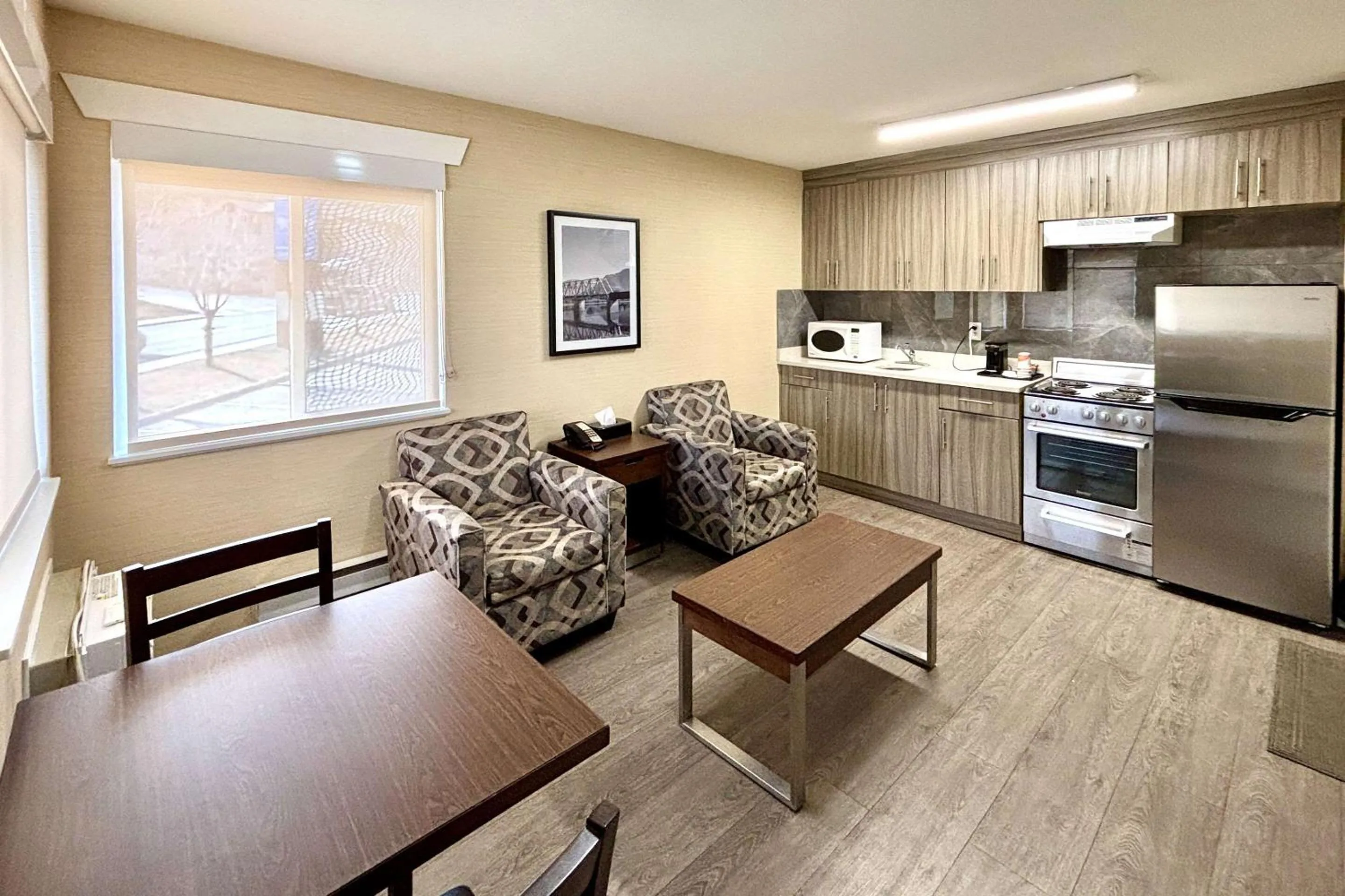 Bedroom in Rodeway Inn & Suites